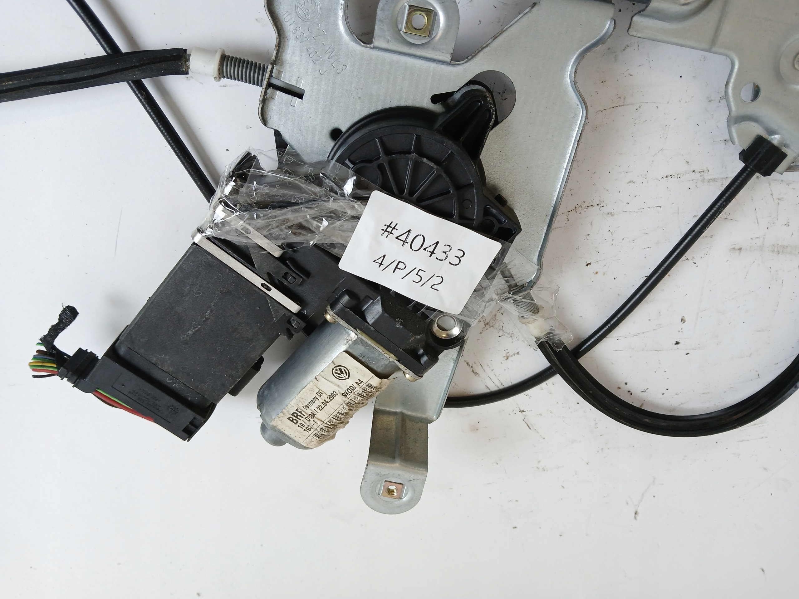 SKODA OCTAVIA and window regulator right front 1U4959802D