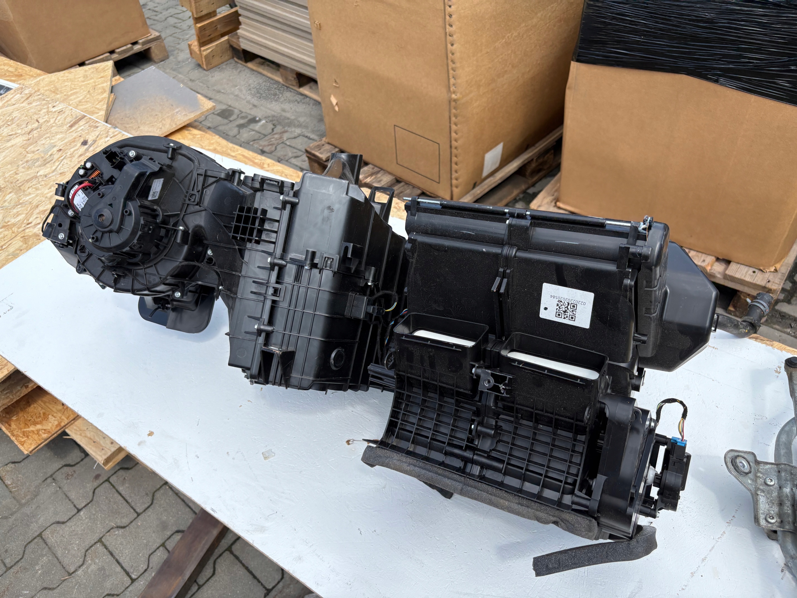 VW T6.1 heater front complete KLIMATYZACJA 7L1816005L