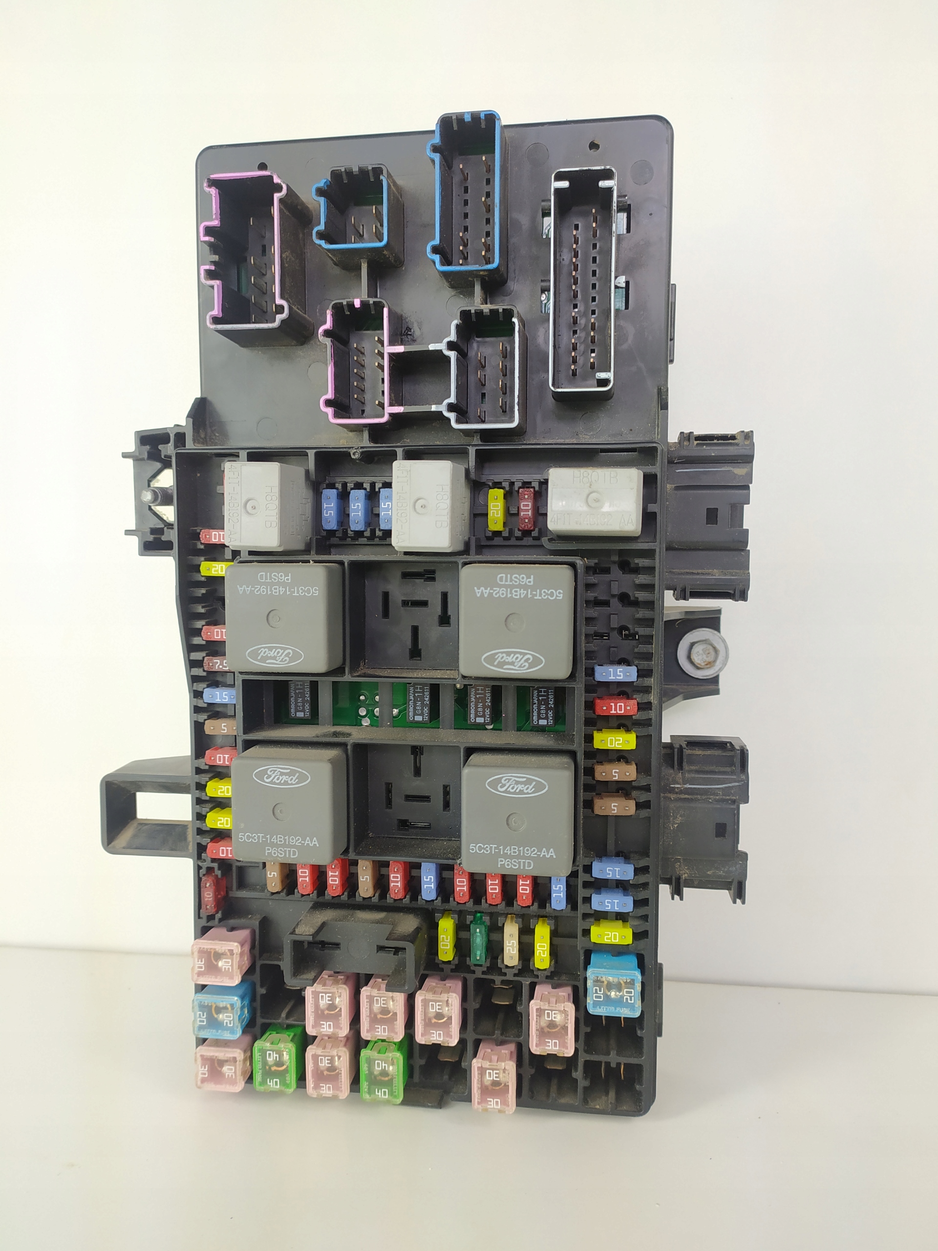 SKRZYNKA BEZPIECZNIKÓW FORD F150 04-08 BEZ OSŁONY 7L3T-14A067-CB