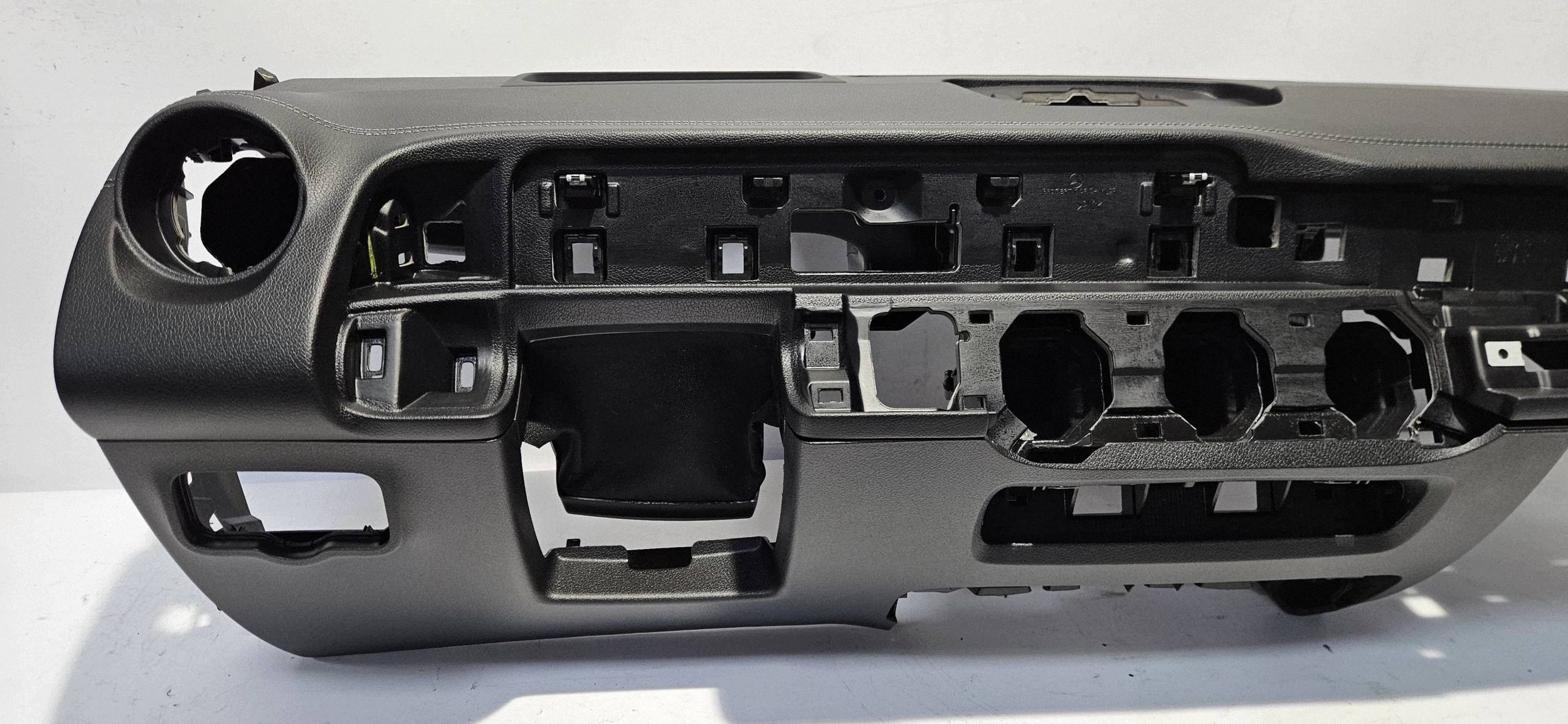 dashboard instrument panel front Mercedes-Benz GLB X247