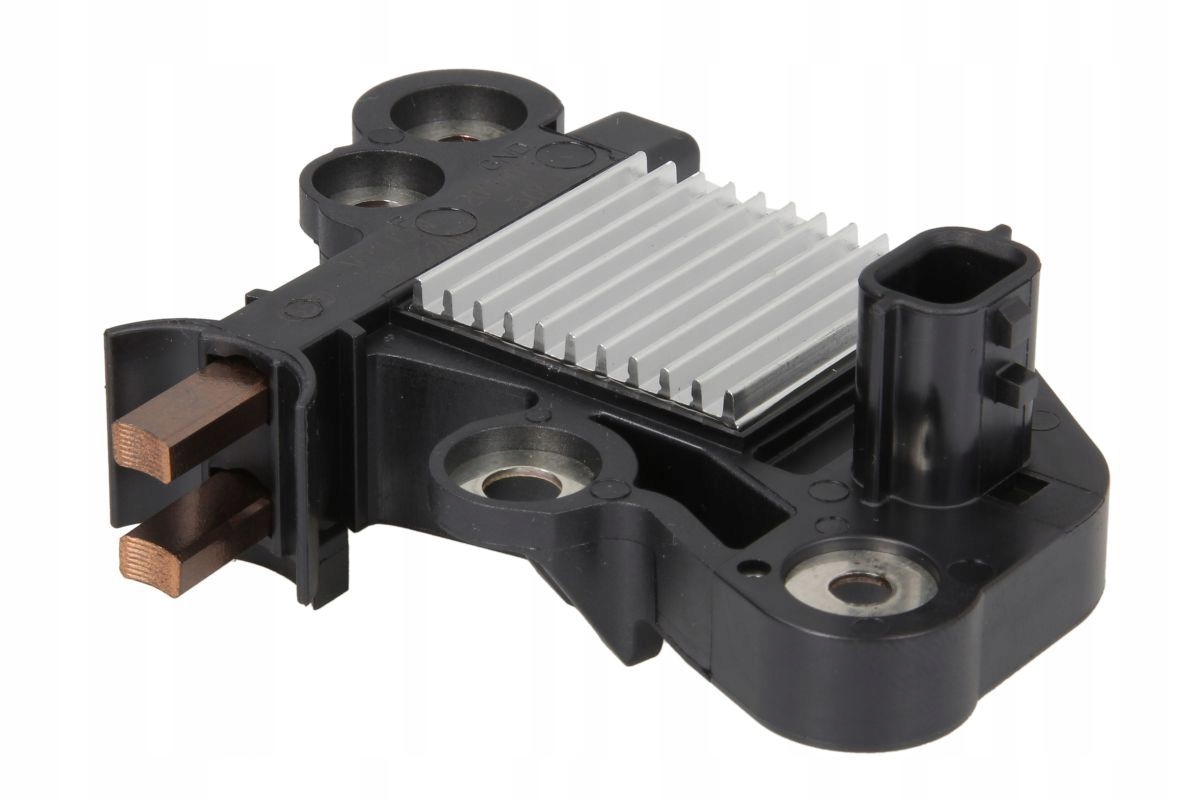 0 272 - Регулятор напруги Bosch 90A 272220840