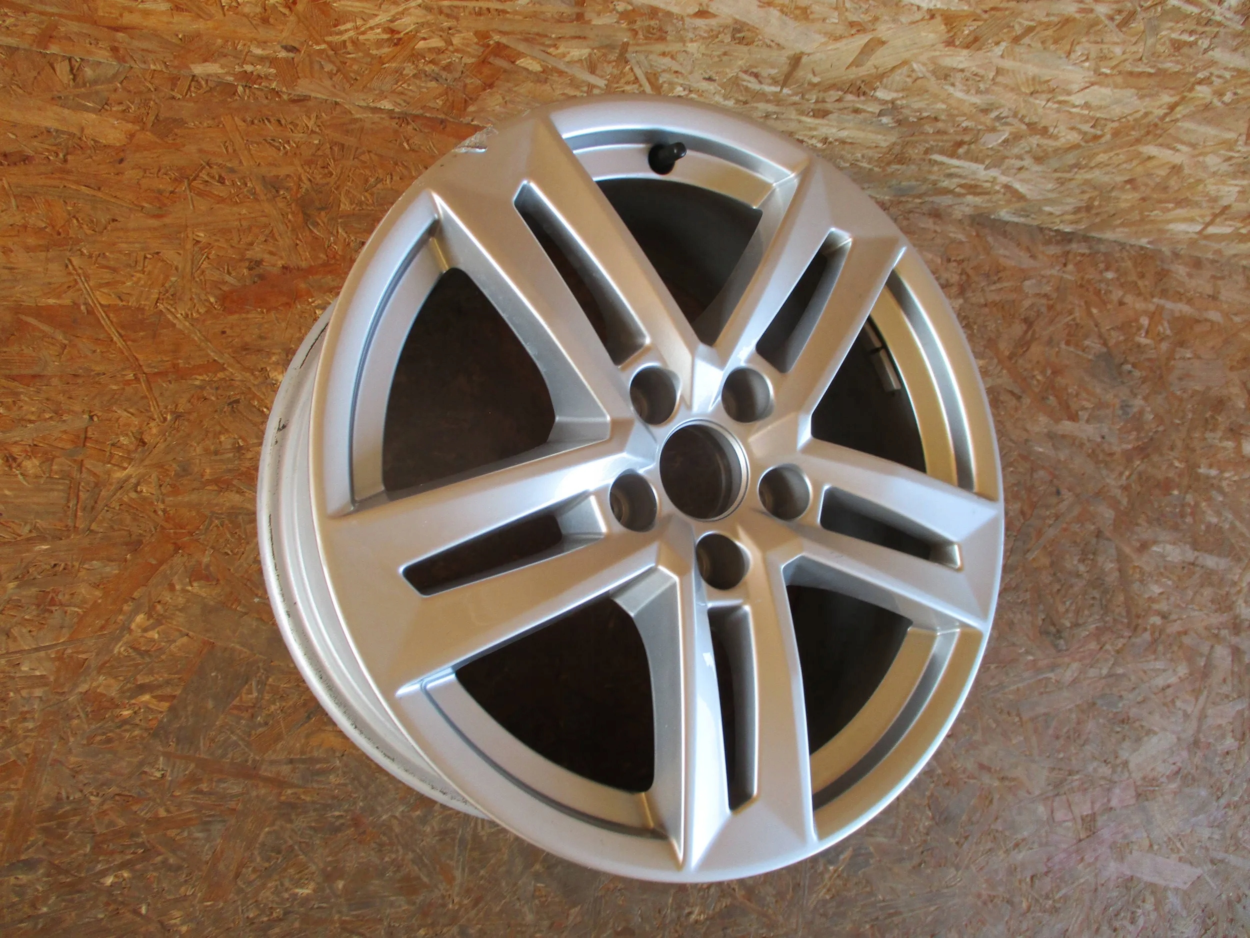 disc aluminium AUDI A4 B9 7Jx17 ET42 5x112