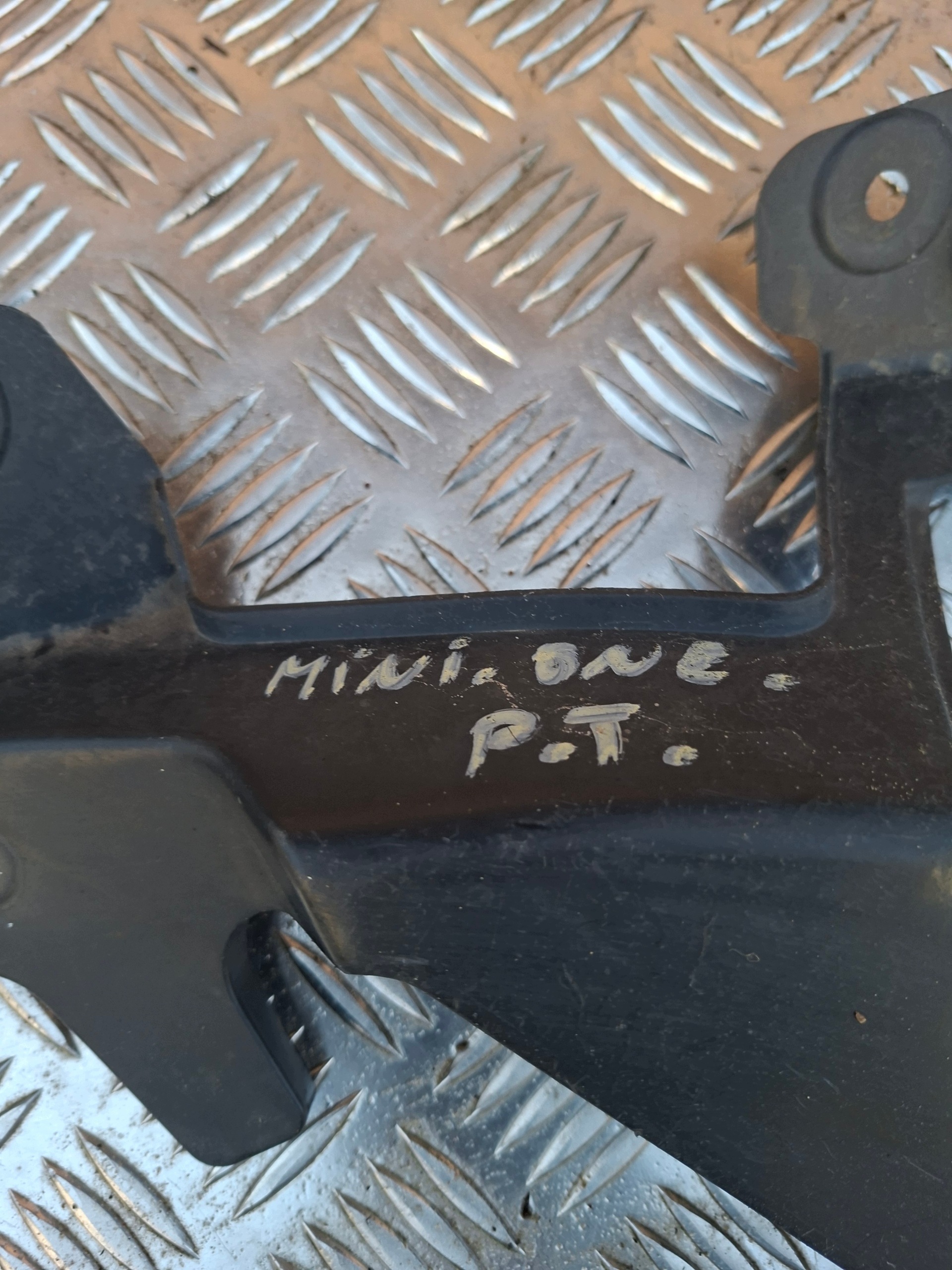 fedél alváz jobb MINI COOPER R56 51757290810