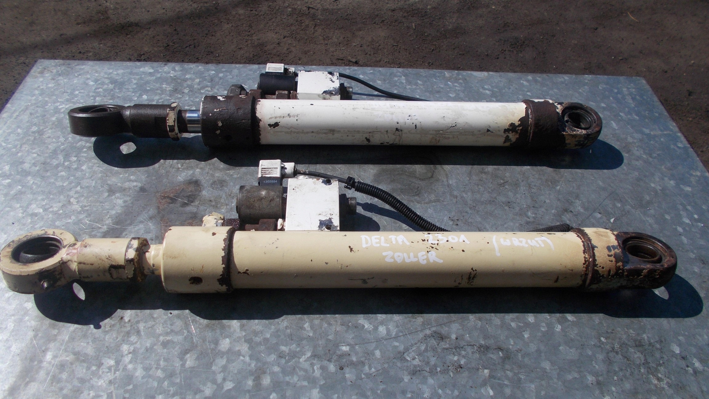 ГИДРАВЛИЧЕСКИЙ ЦИЛИНДР ZOELLER DELTA 2301