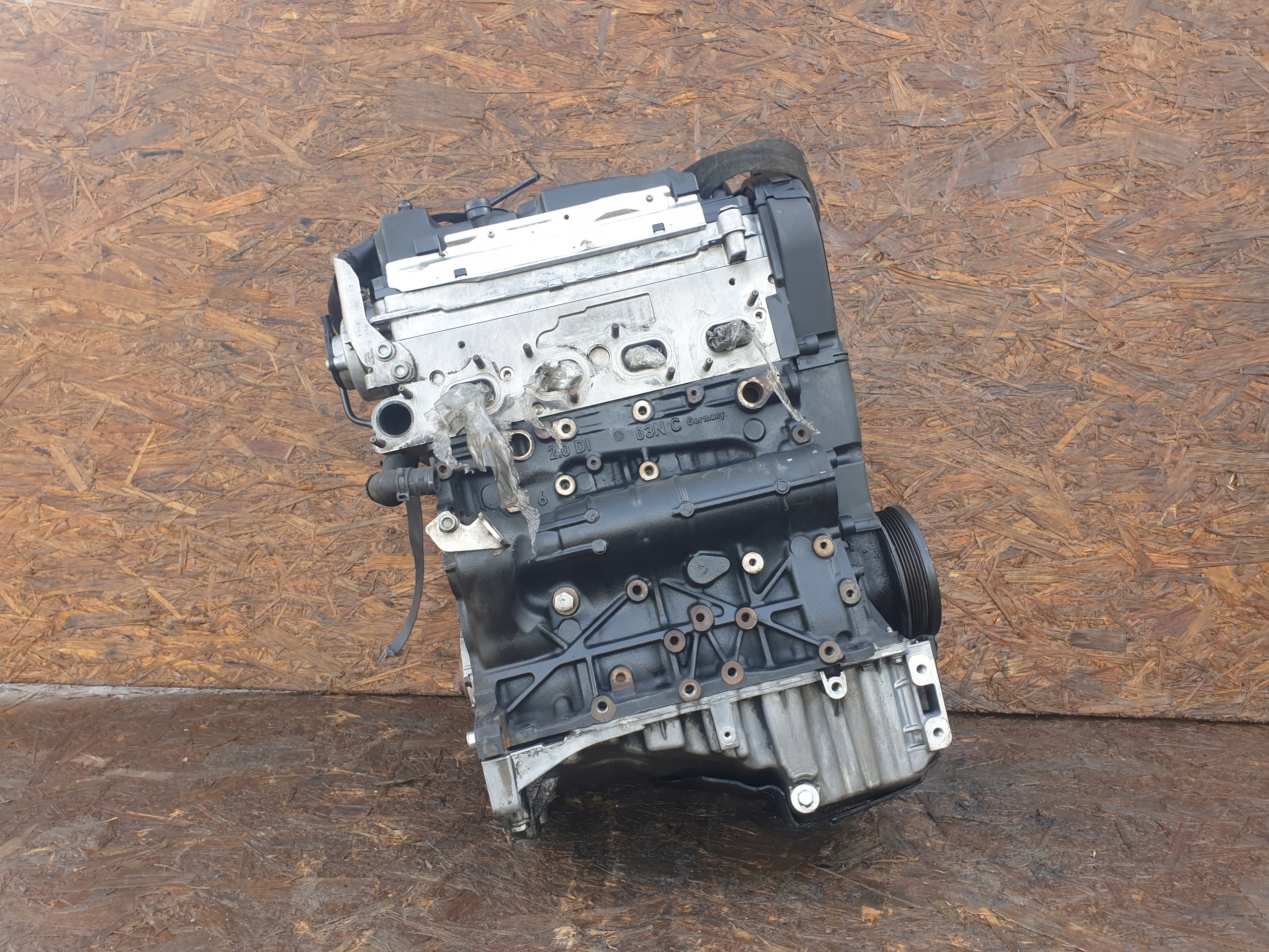 engine unprotected pillar AUDI A4 A5 Q5 2.0TDI CNH