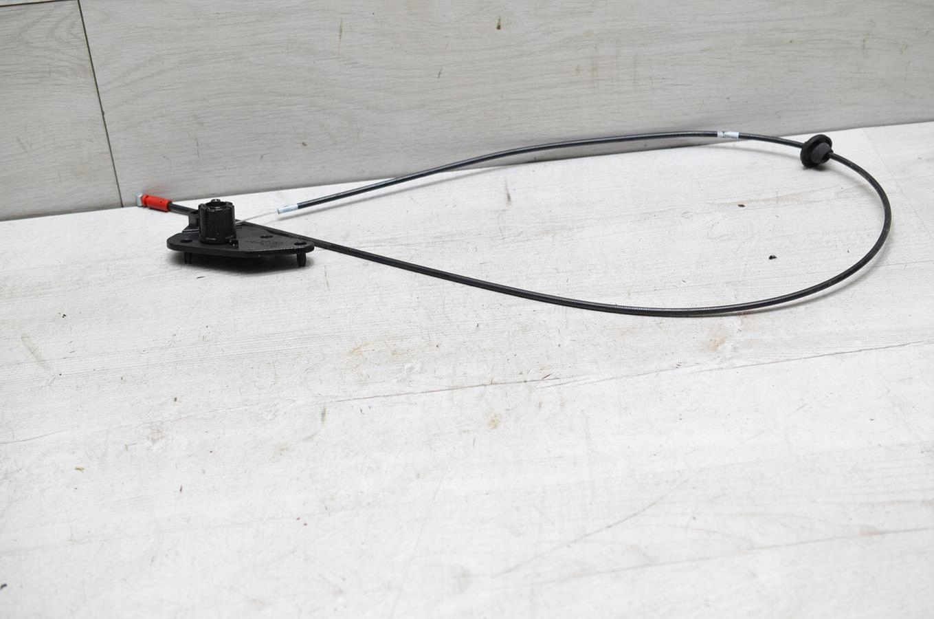 Câble pour l’ouverture du capot 2.0D Volvo V40 II lift