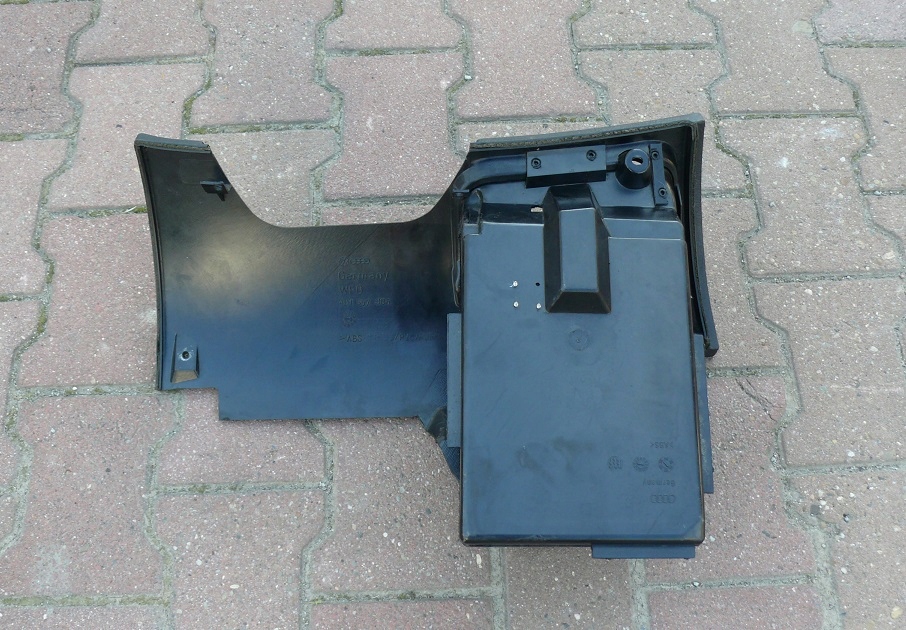 passenger compartment plato driver´s black AUDI A8 D2 94-98r. EUROPA 4D1857005
