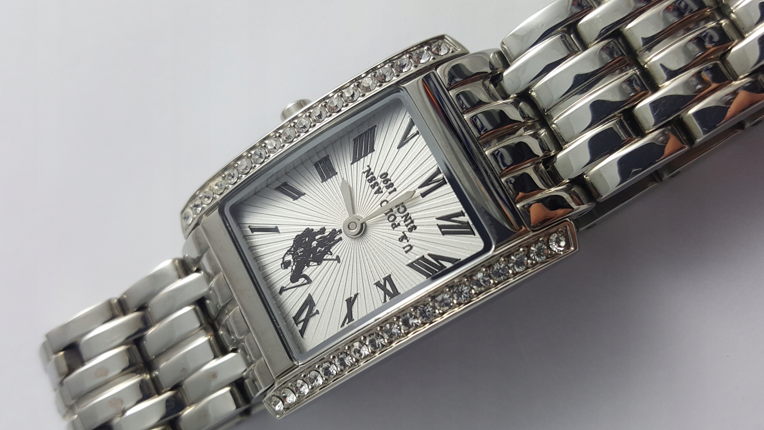 ZEGAREK DAMSKI U.S. POLO ASSN Materiał paska stal