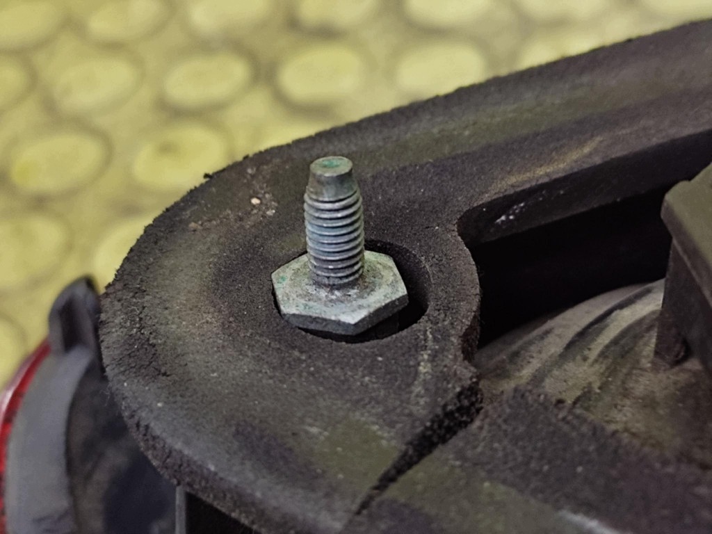 SEAT LEON and light right rear part 1M6945112