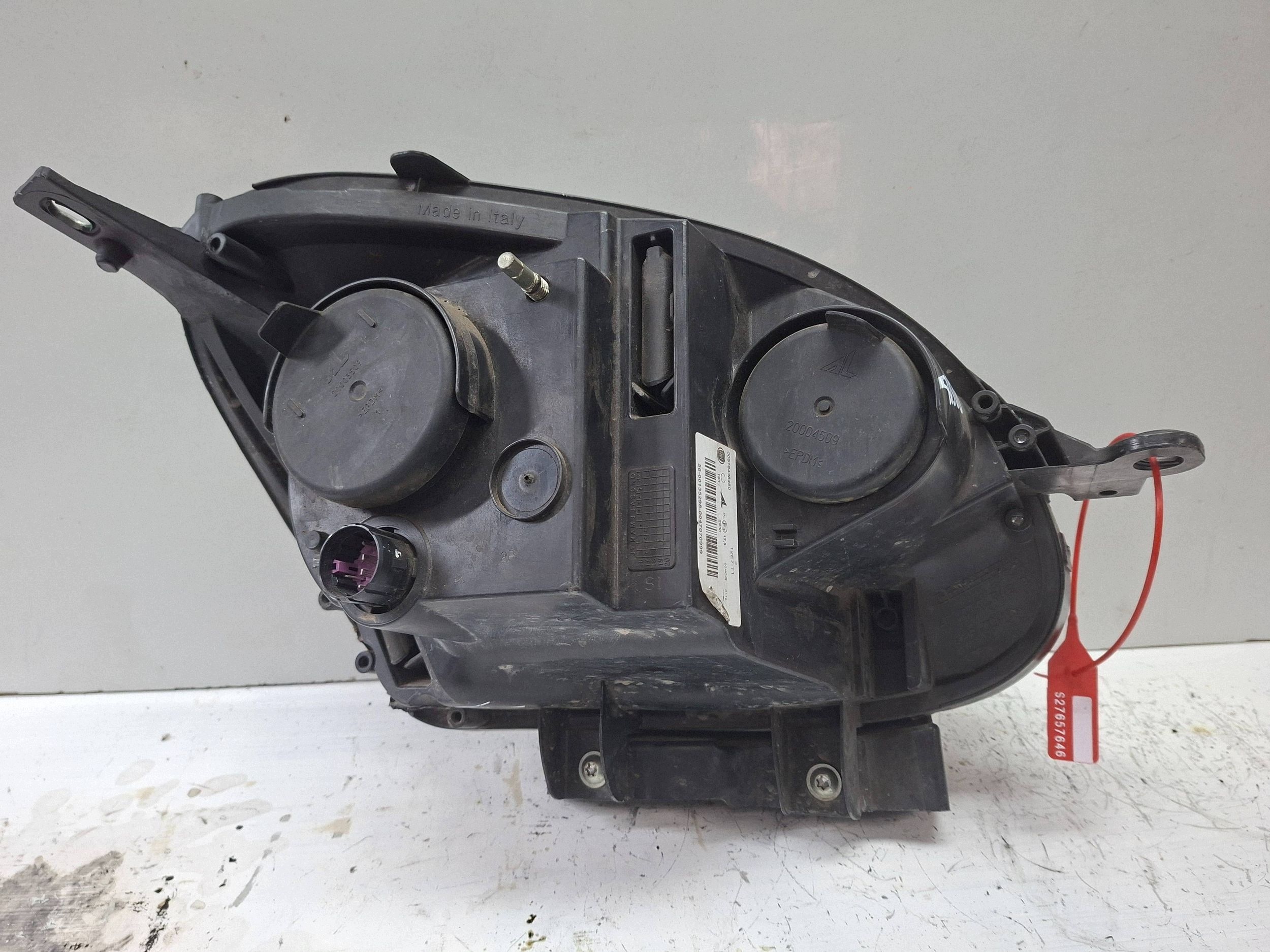 light front left 518436450 = FIAT PANDA III 2012