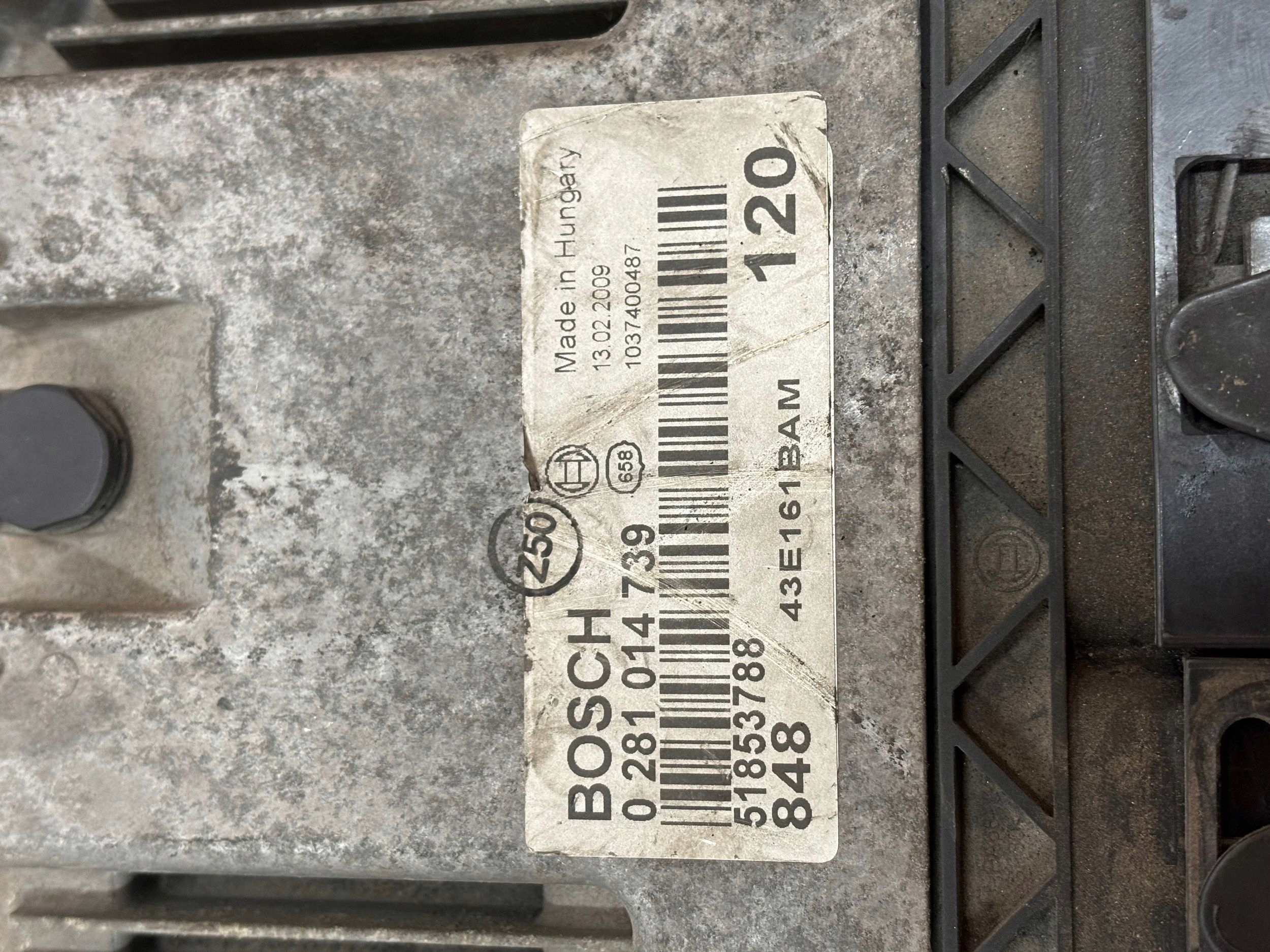 control unit of the engine computer FIAT 1.6 JTD 0281014739