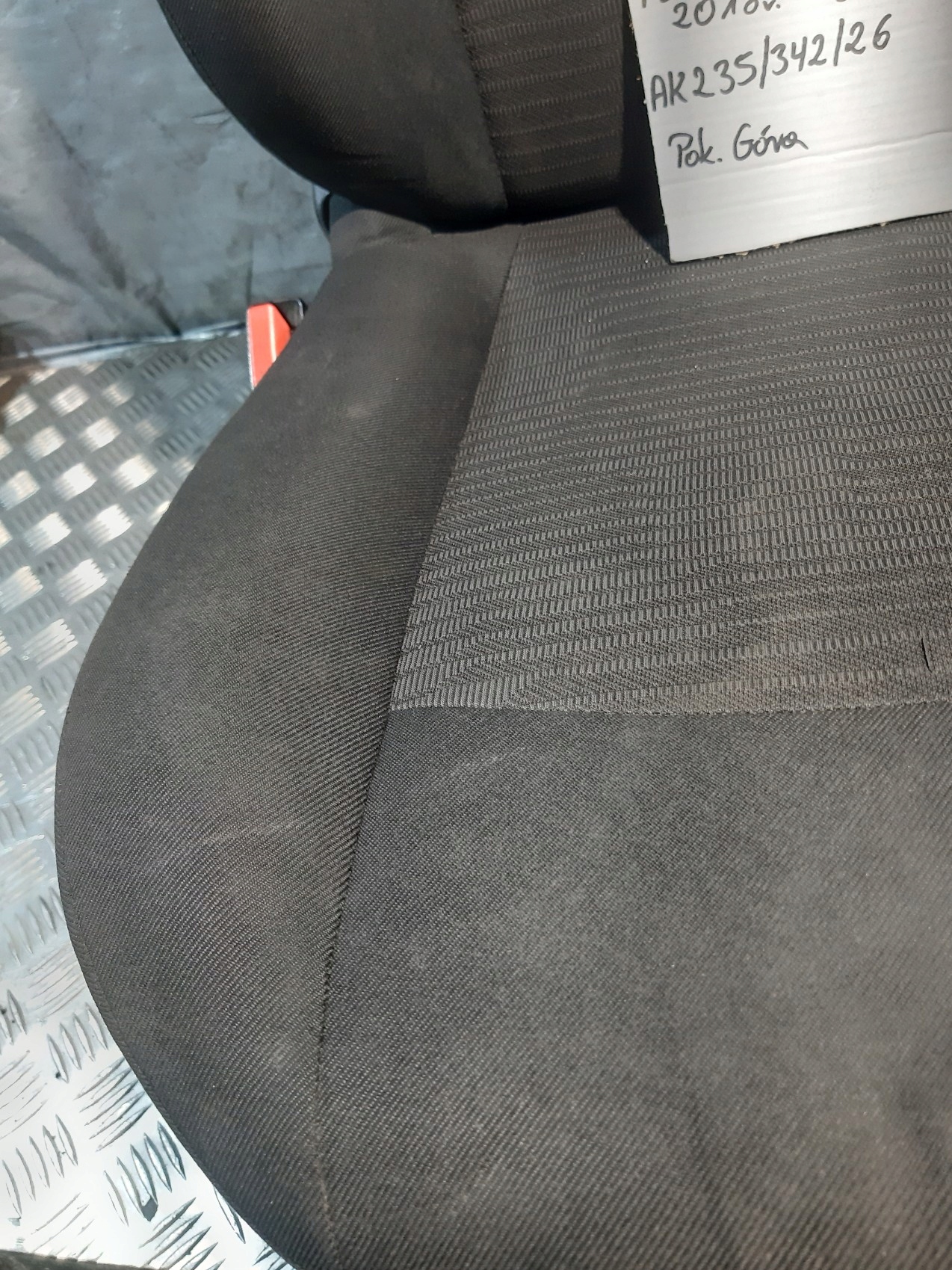 seat left driver´s PEUGEOT 301 2018r