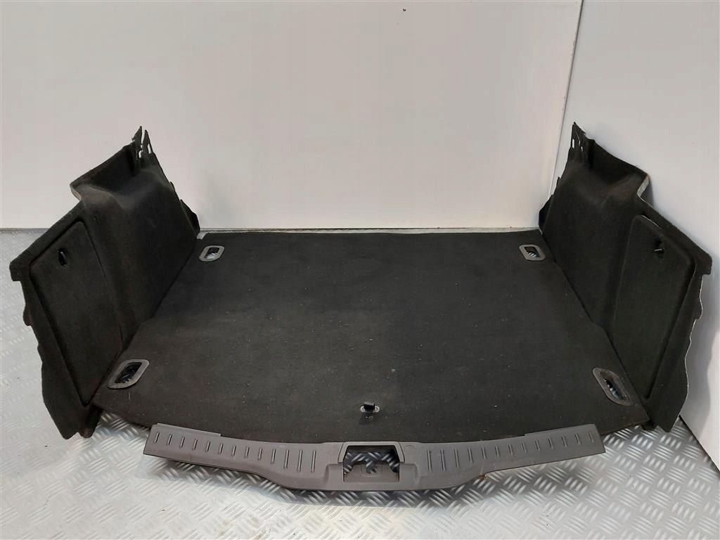 Wykladzina bagaznika Ford Focus MK3 Kombi 10 15 R Version European