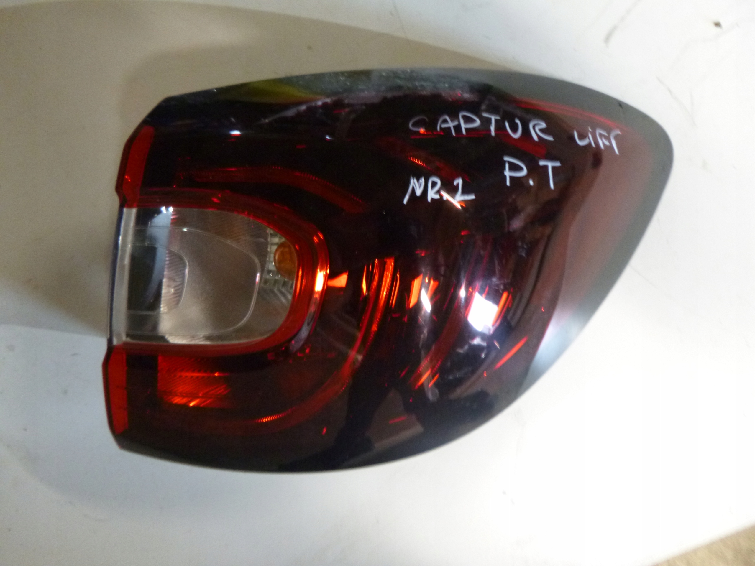 фонарь правый renault CAPTUR РЕСТАЙЛИНГ