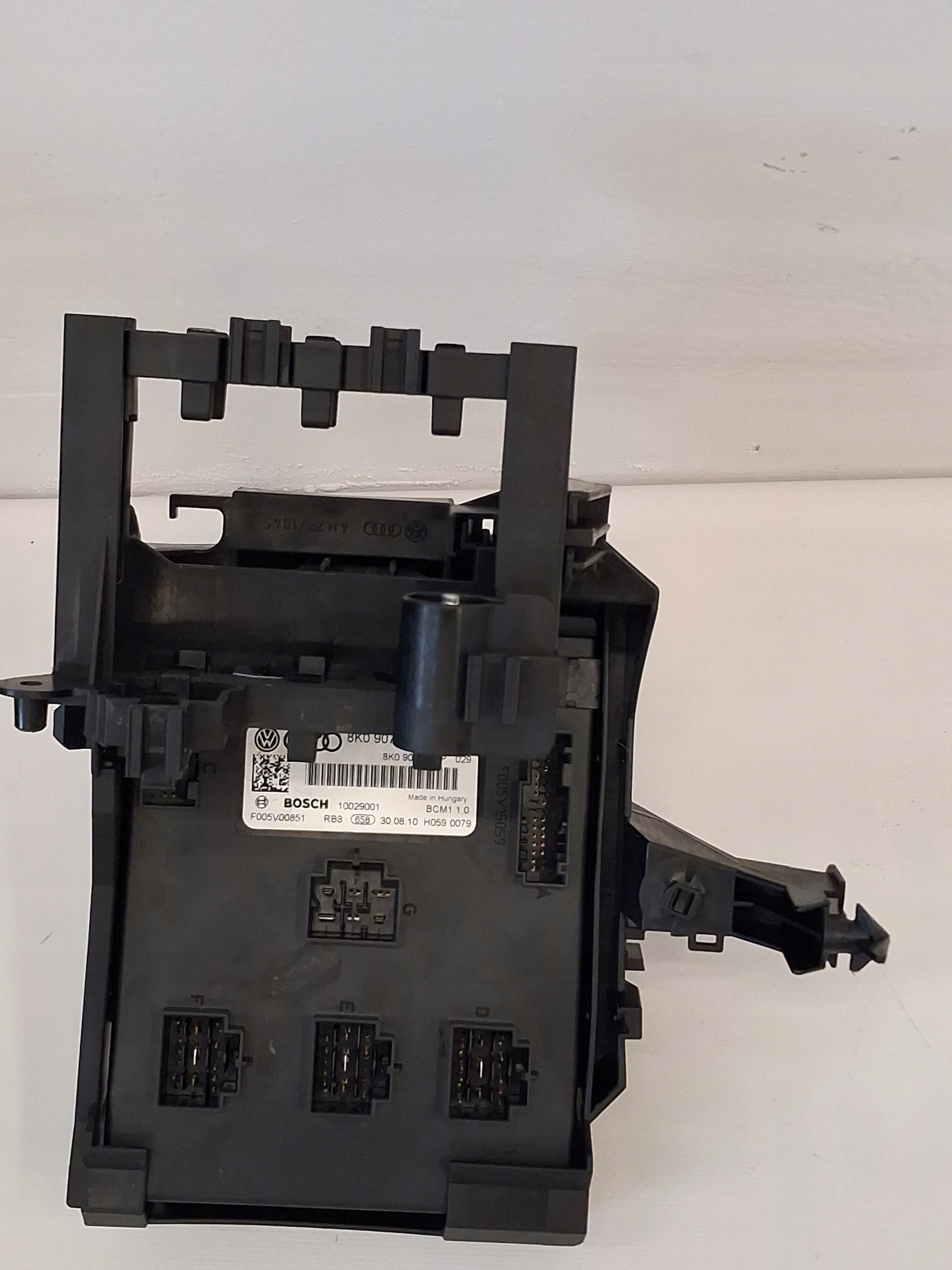 блок комфорта Audi A4 B8 A5 8T Q5 8R 8K0907063P