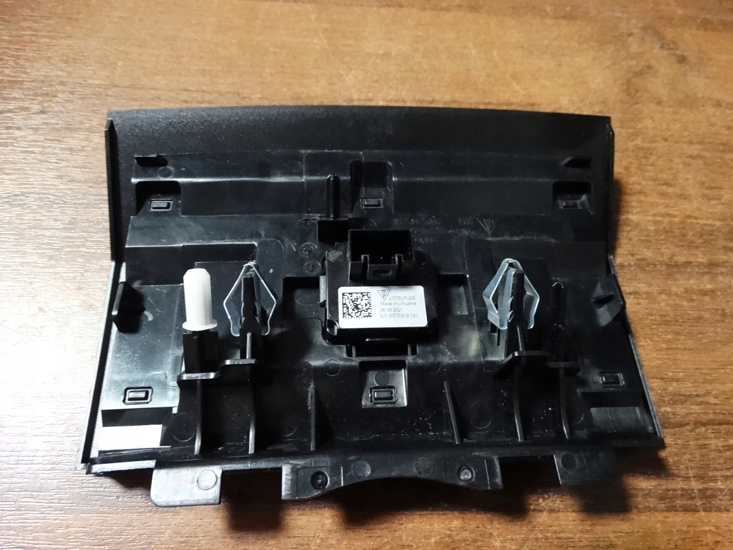 SENSOR Sensor NASLONECZNIENIA PORSCHE TAYCAN 1