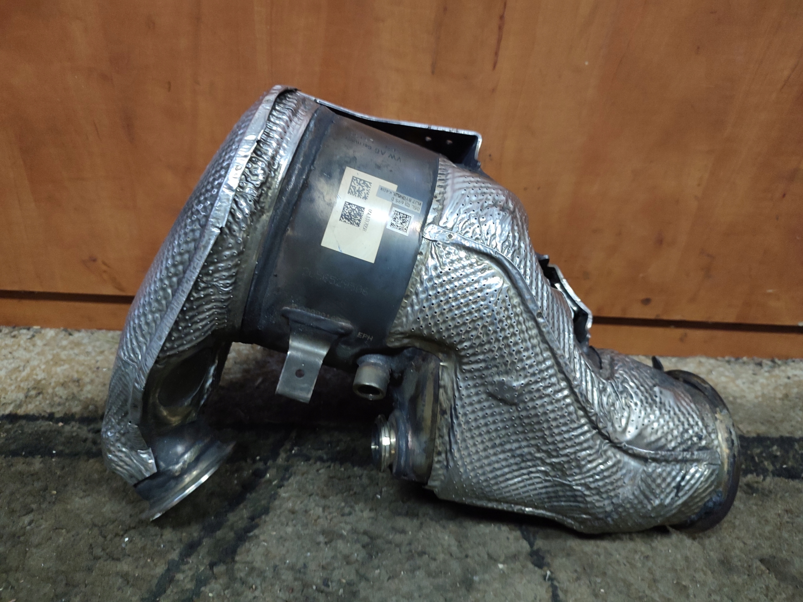 catalyst AUDI A6 A7 4K C8 05L131705R 05L131695D