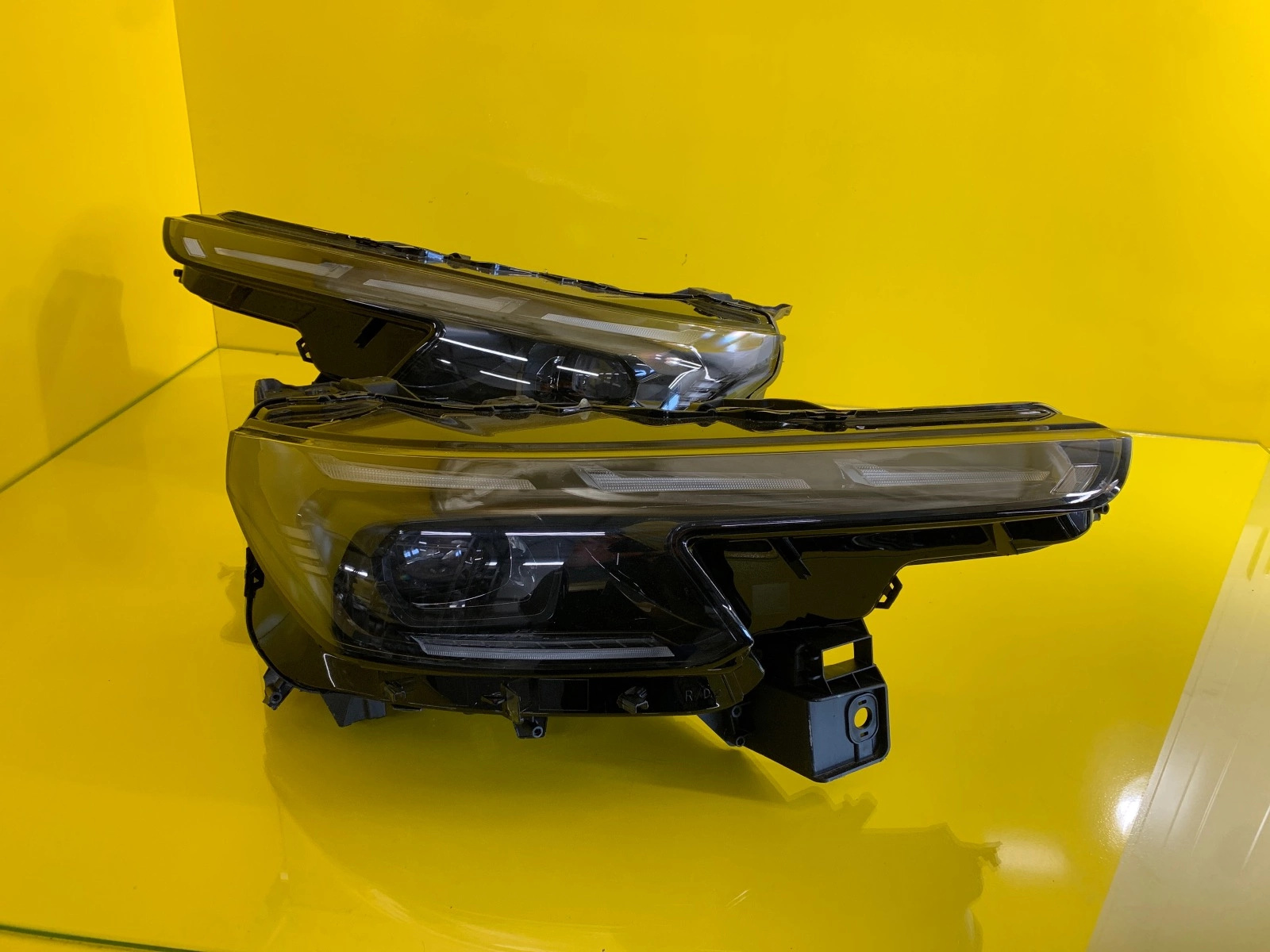 light front left right Alfa Romeo Milano Junior 24- Full Led