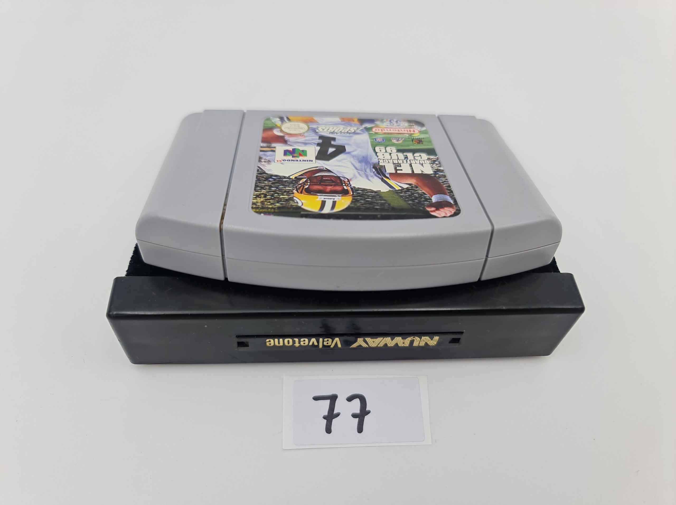 NINTENDO 64 NFL QUARTERBACK CLUB 99 Platforma Nintendo 64