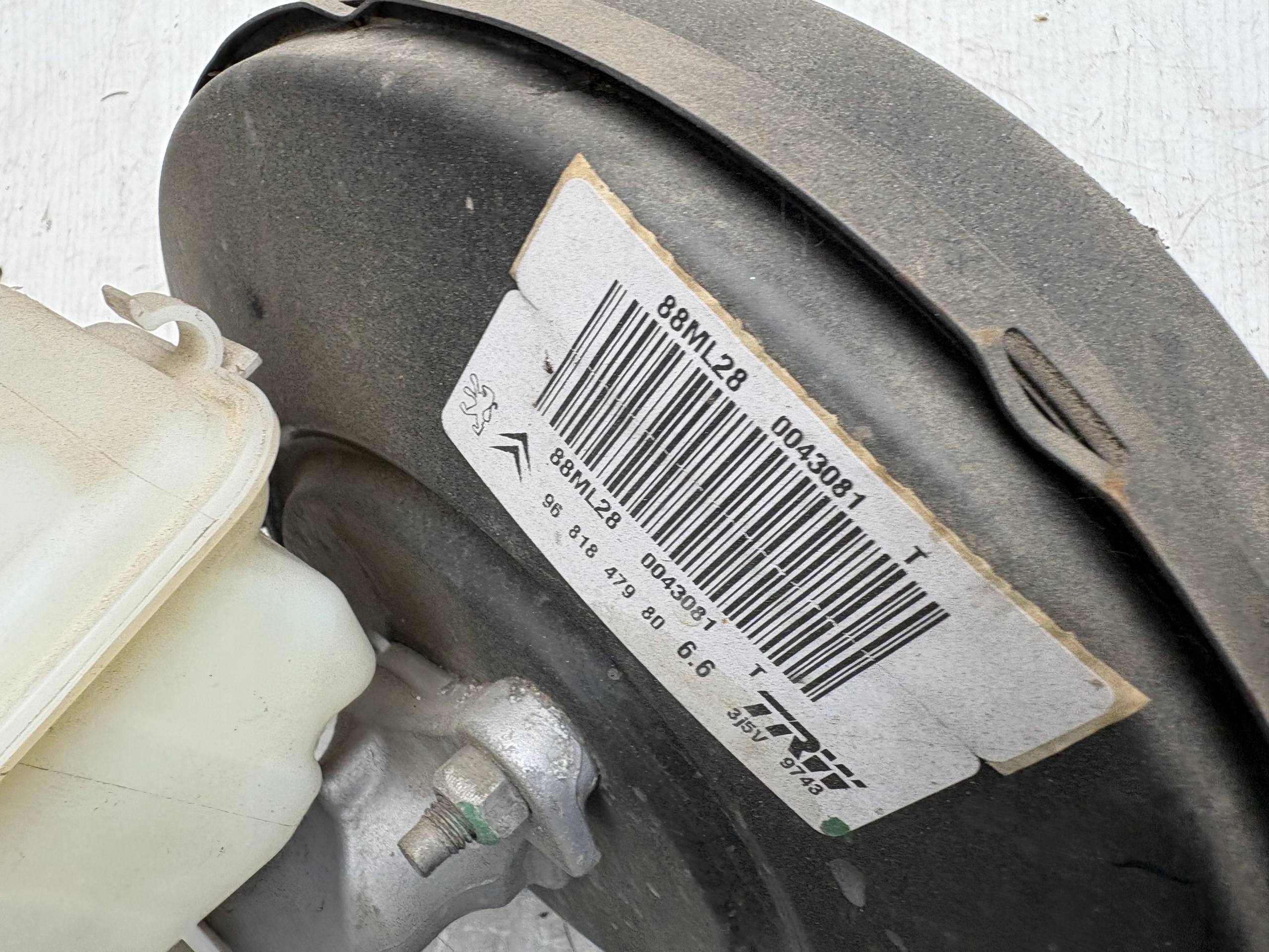 servo Pompa citroen c3 picasso 1,4 VTI 9681847980