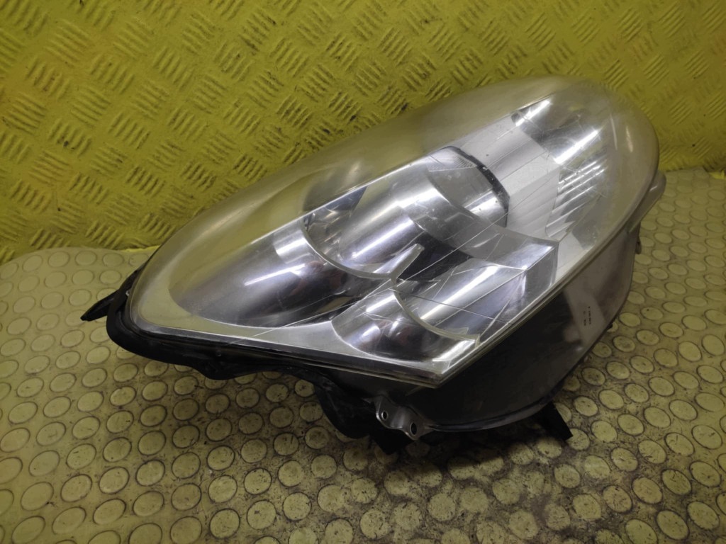 PEUGEOT PARTNER REFLEKTOR light right front 9682829280