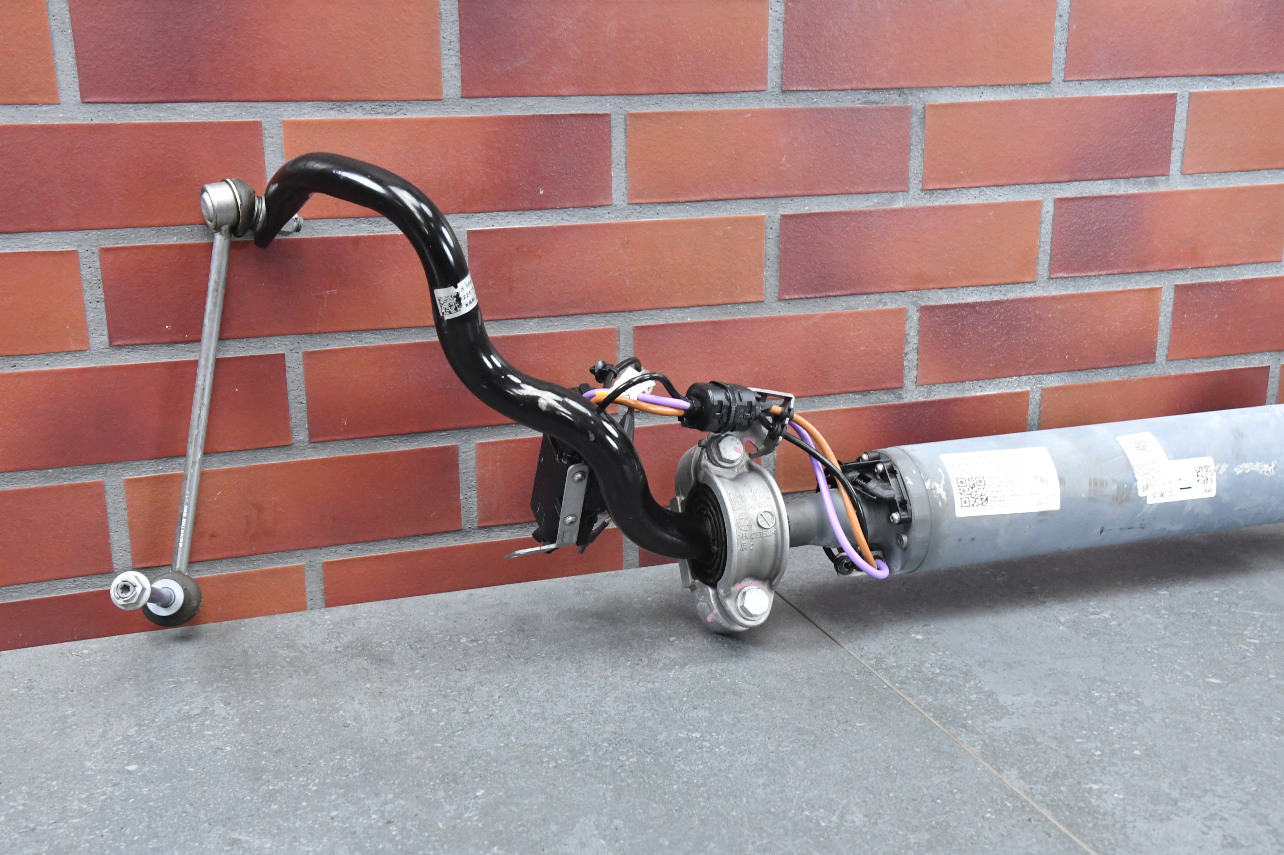STABILIZATOR front front DYNAMIC DRIVE AKTYWNY BMW XM G09 267km