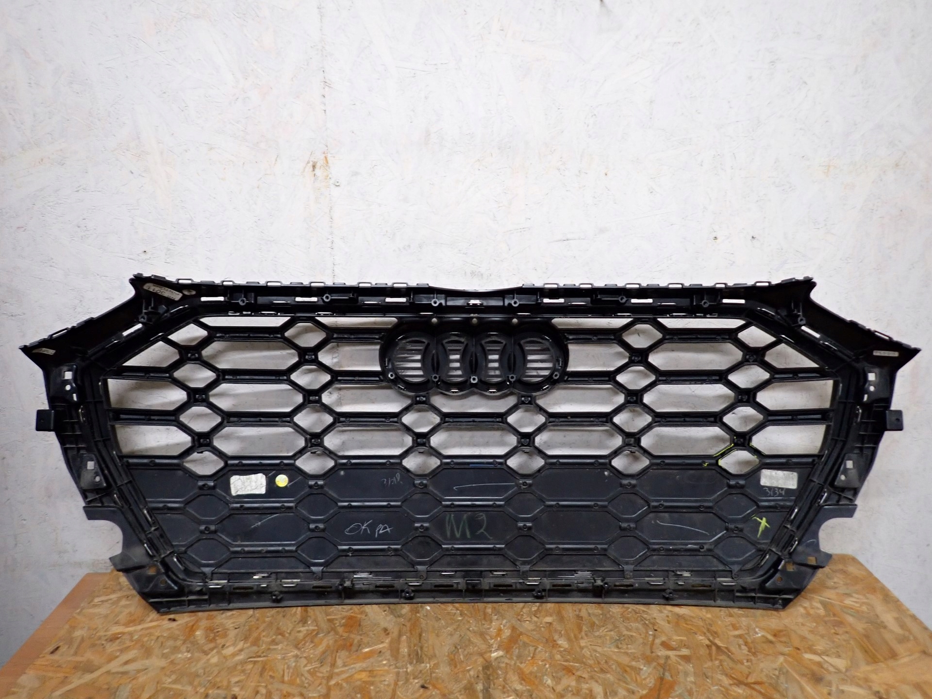 ATRAPA GRIL AUDI SQ5 2 II 80A FYB LIFT 2021- 80A853651AH Wersja Europejska