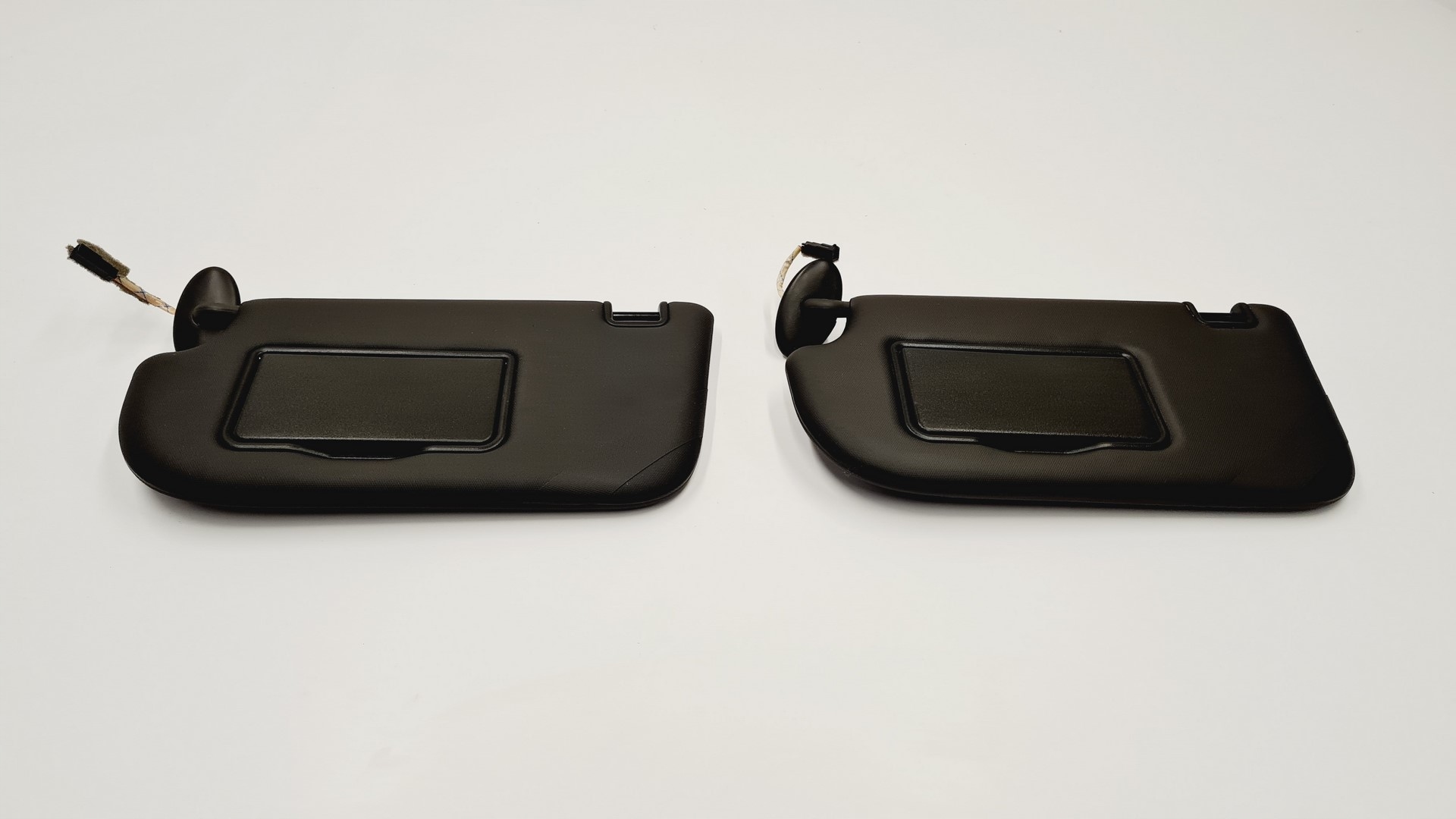 OSŁONA PRZECIWSŁONECZNA LEWA FORD KUGA MK2 ST Producent części Ford OE