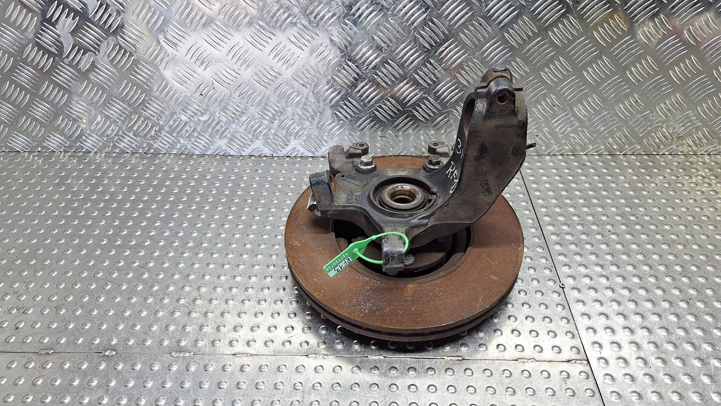 swing right front 3M51-3K170-BF FORD FOCUS MK2 C MAX MK1