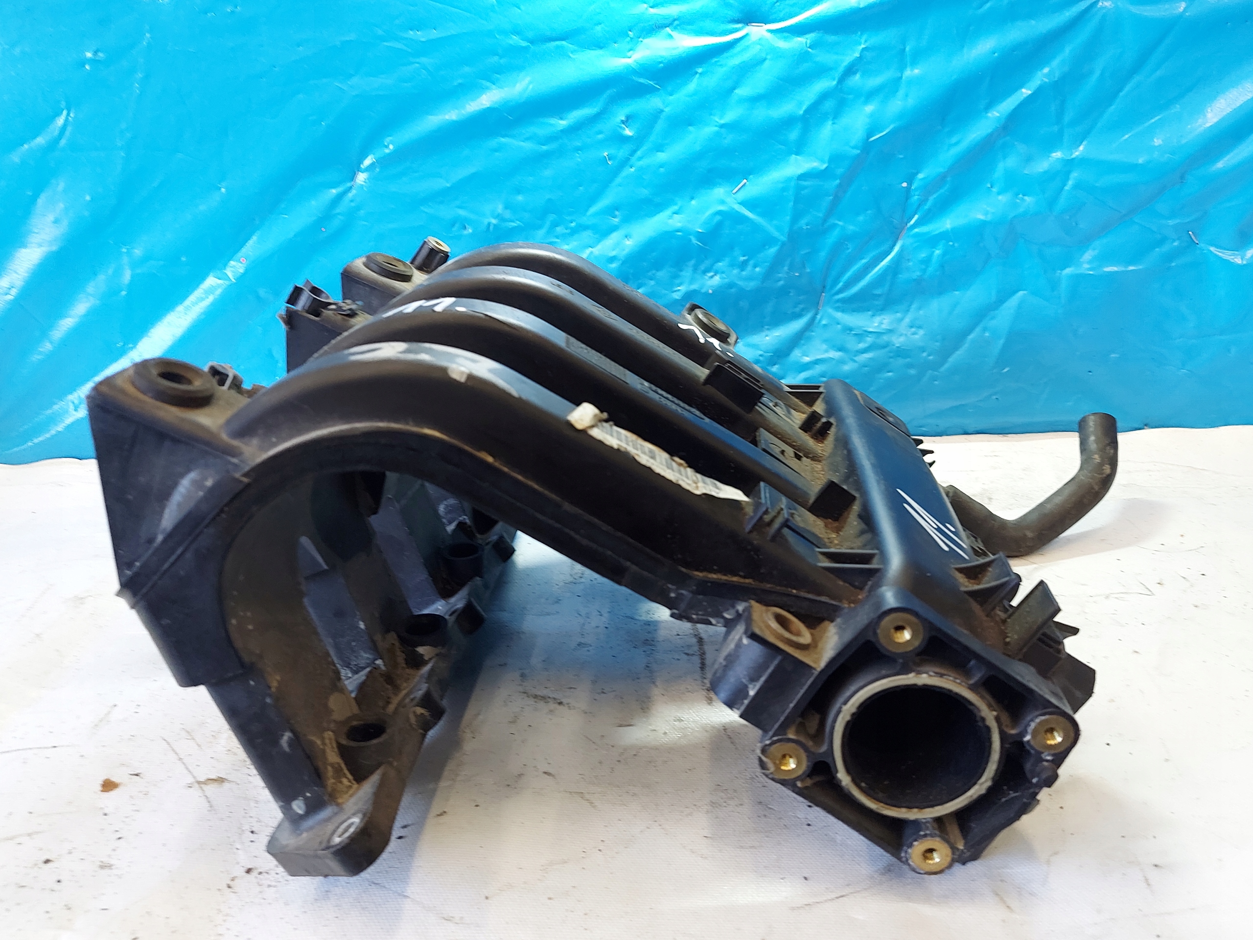 intake manifold TWINGO 1.2 16V 8200373914