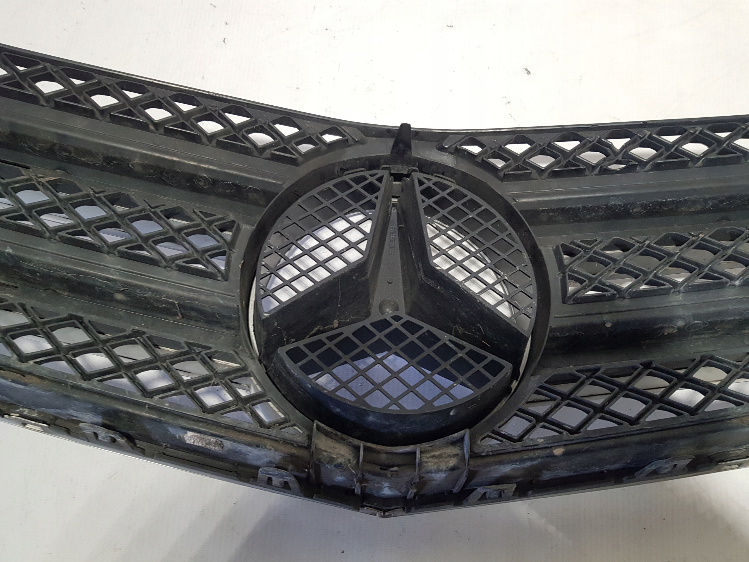 mask hűtőrács MERCEDES E-KLASA COUPE CABRIO W207 C207