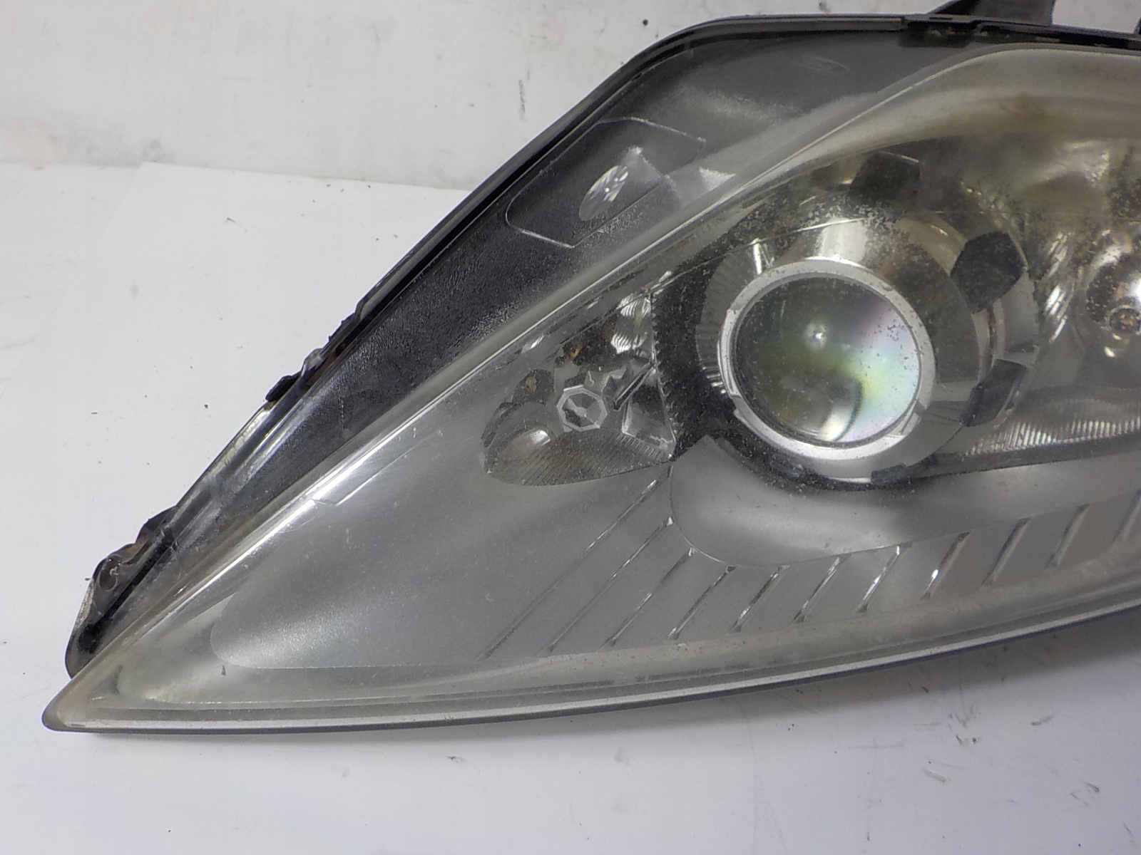 FORD MONDEO IV MK4 XENON light left front front UK