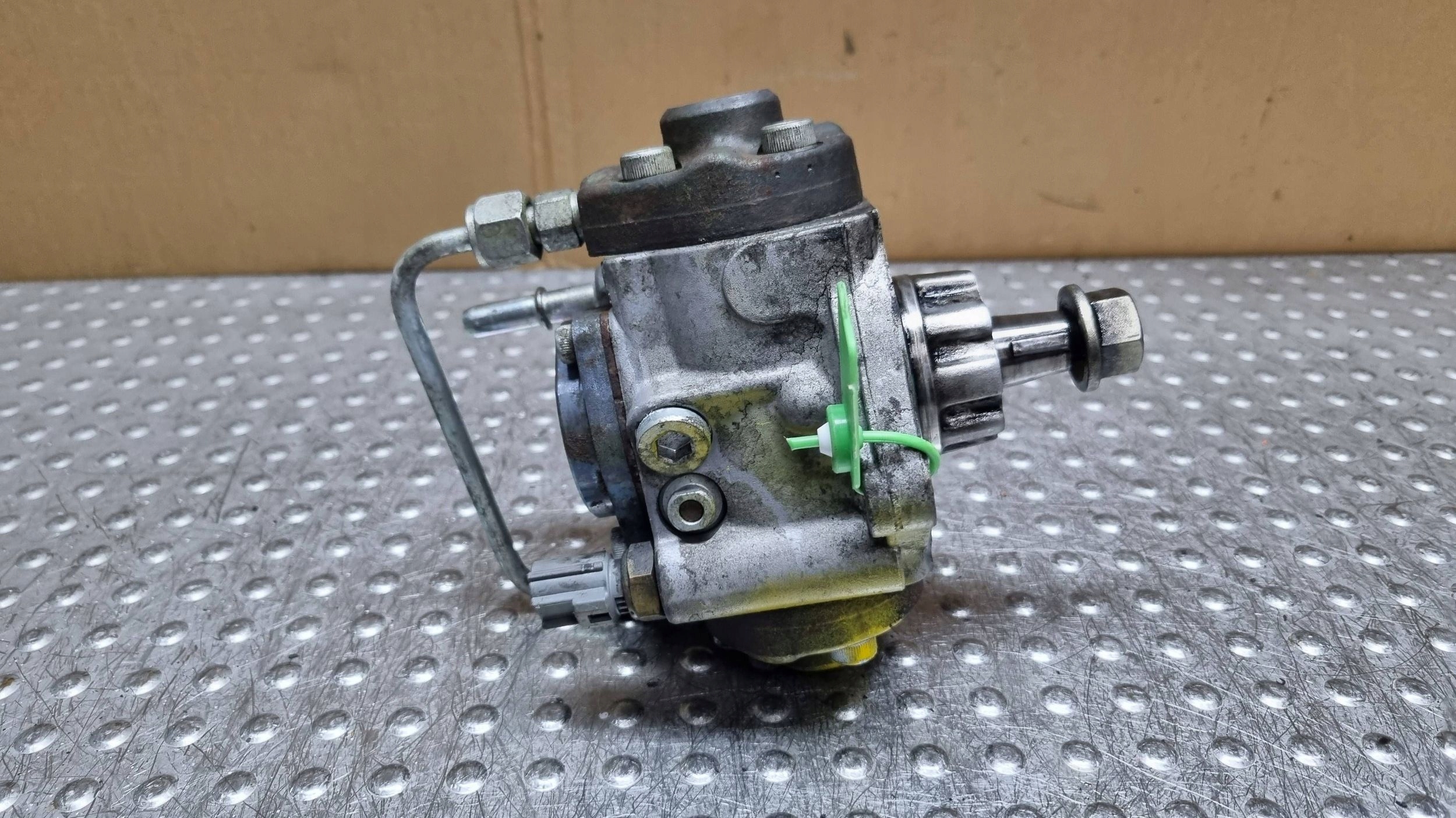 Einspritzpumpe 6C1Q9B395BD FORD TRANSIT MK6 MK7 2.4 TDCI