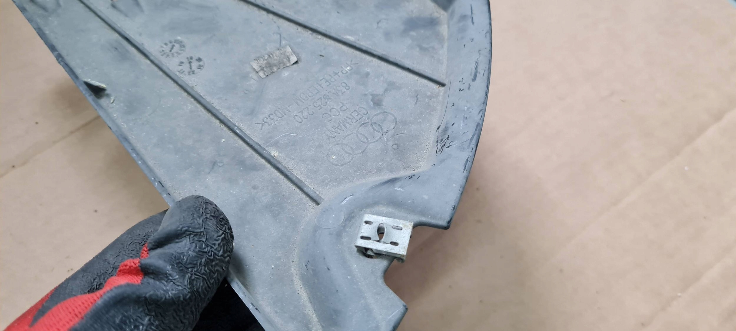Q3 83A cover chassis right right rear part 83A825220
