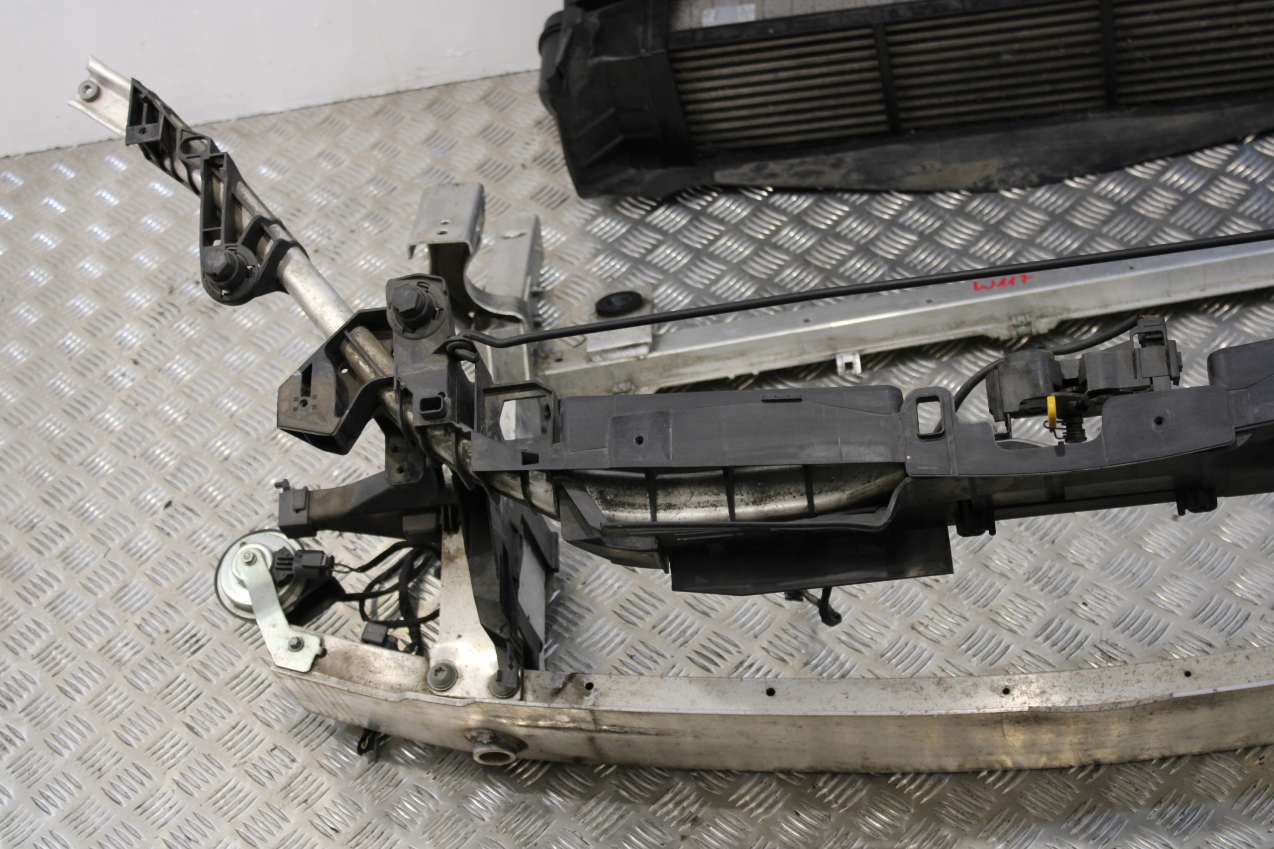 support panel for radiators front pillar radiator MERCEDES CLA W117 2,2 CDI