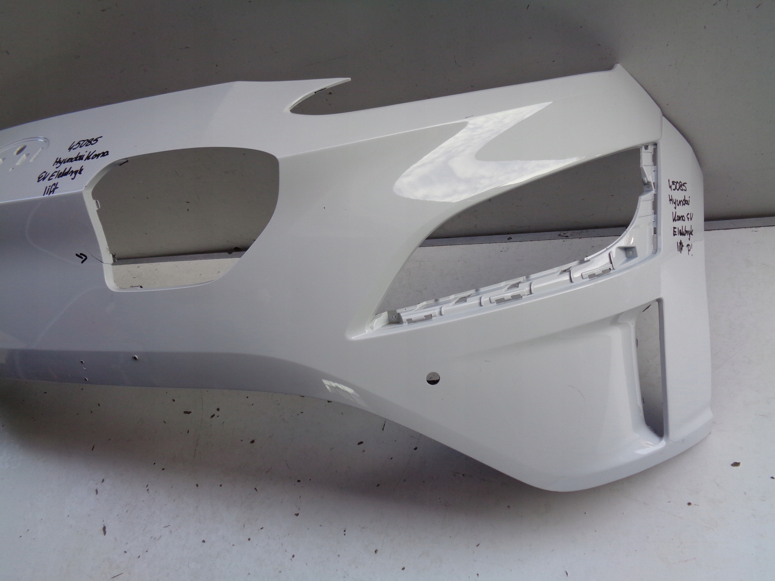 front bumper HYUNDAI KONA ELEKTRYK EV LIFT NR 45085
