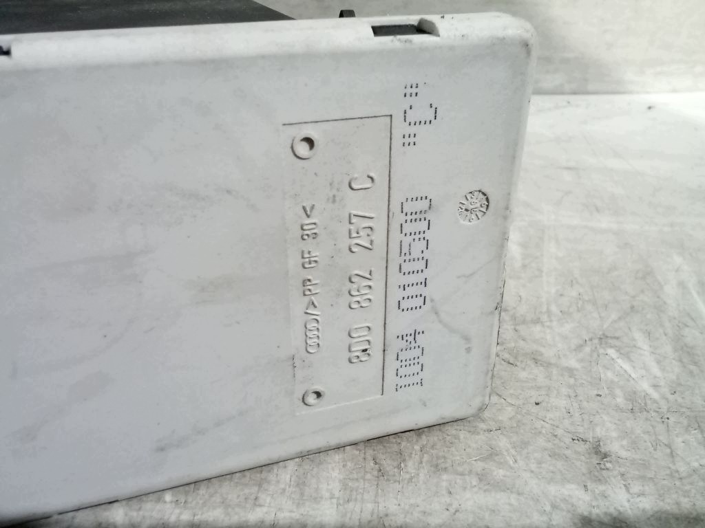 Audi A4 B5 lift FL Pompa Pompa Centrale Della serratura 8D0862257C