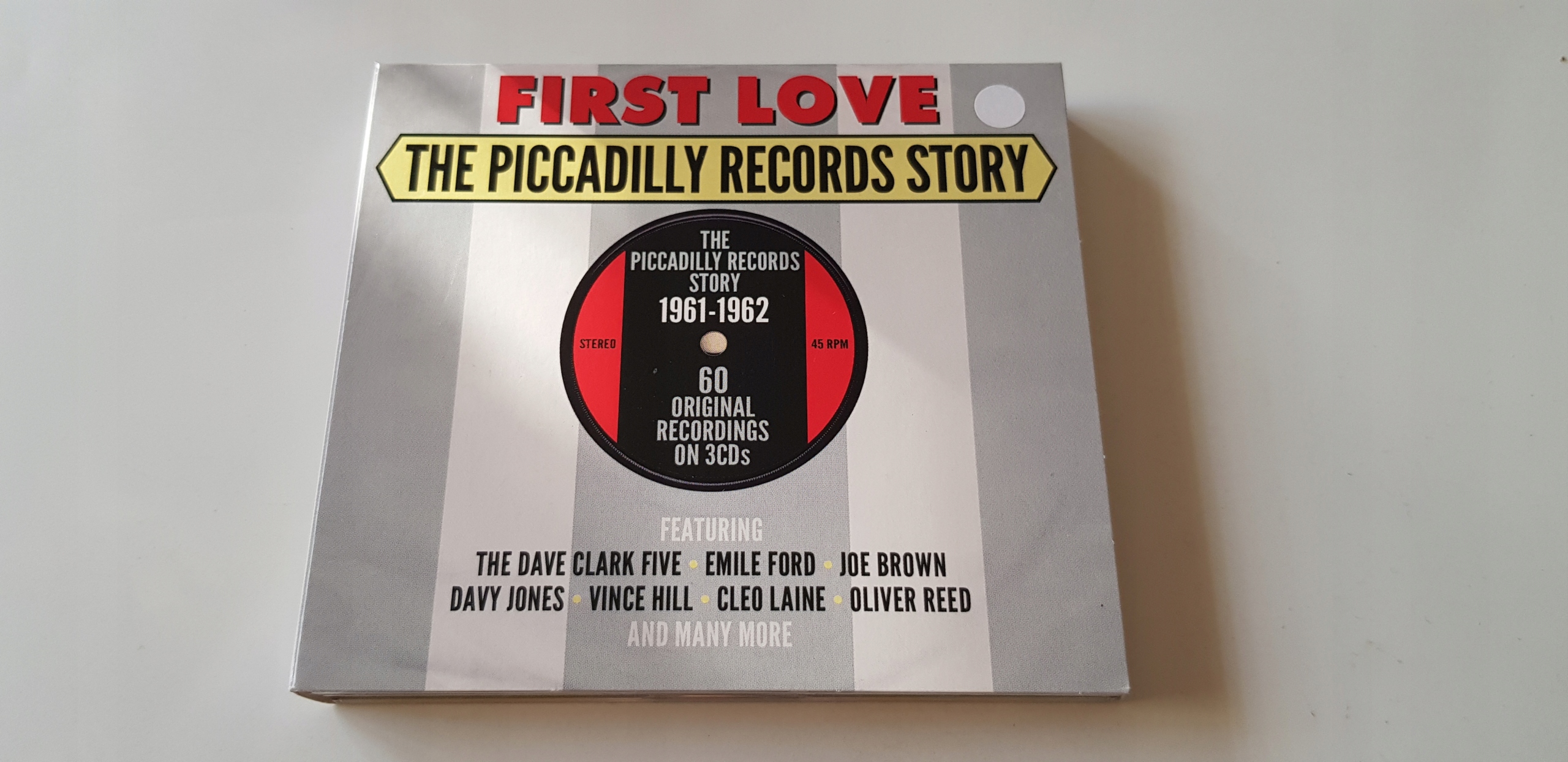 FIRST LOVE　DVD-BOX First Love [DVD]: Amazon.co.uk: Takashi Miike: DVD & Blu-ray