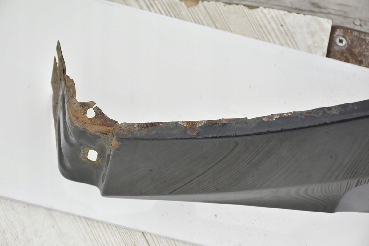 fender front front left JEEP GRAND CHEROKEE III