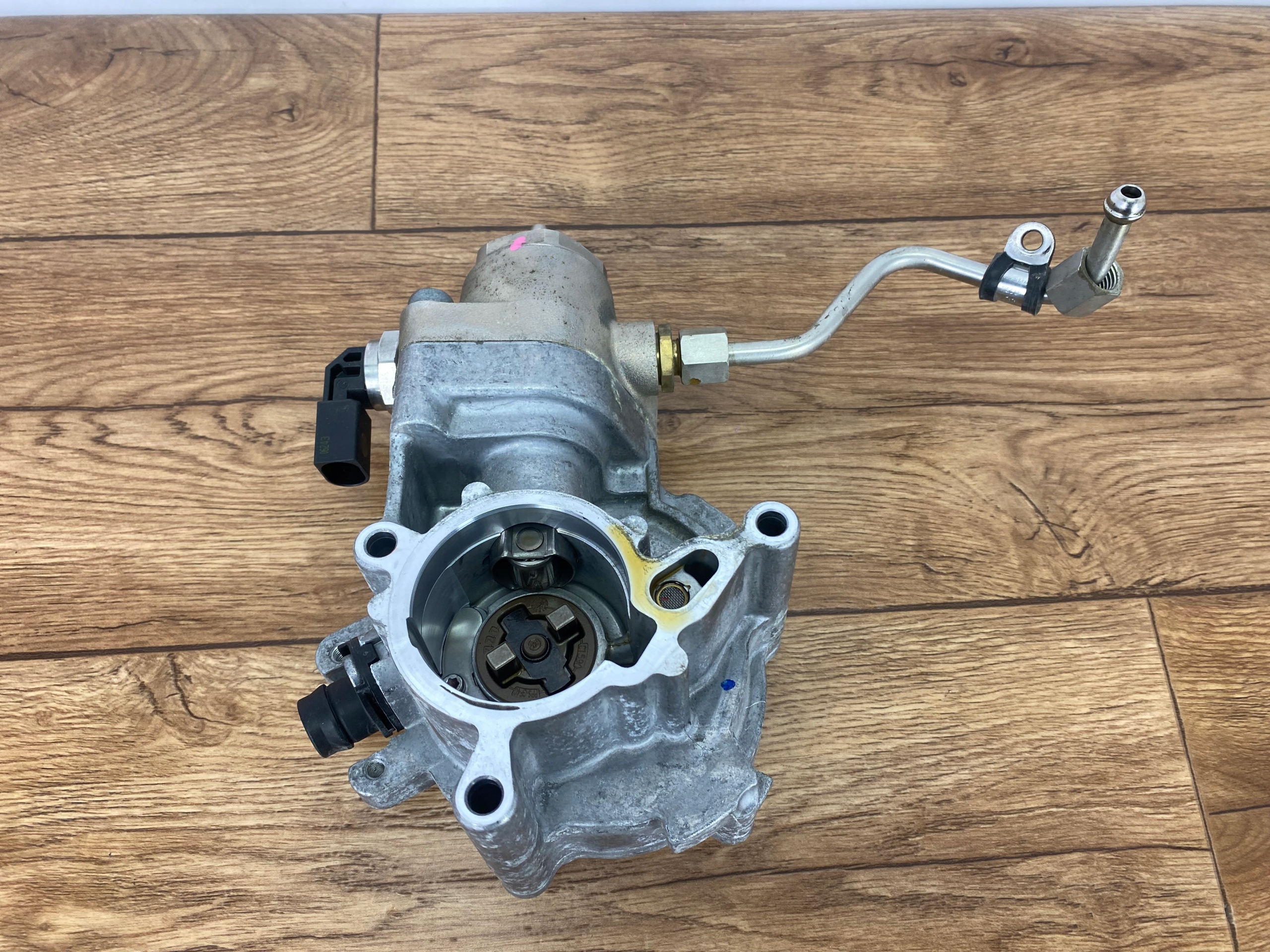 pump vacum vacual Audi Q3 2.0 TFSI