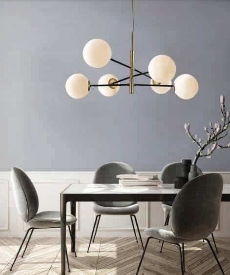 Zlatá elegantní lampa Oviedo 6 černé trubky s bílými stínítky, šatní skříň