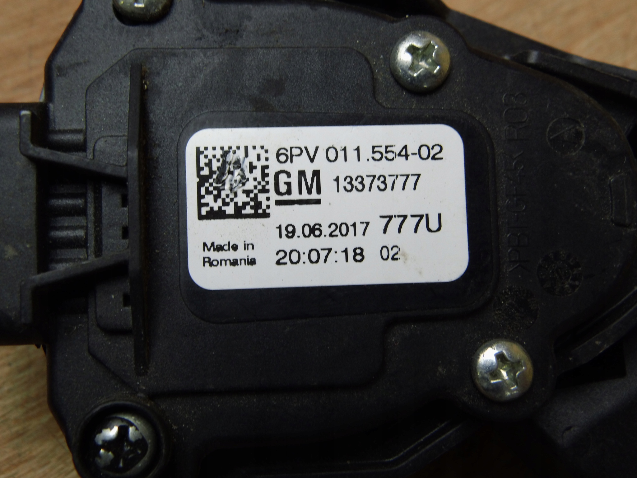 Opel Astra V K Gaspedal potentiometer 13373776