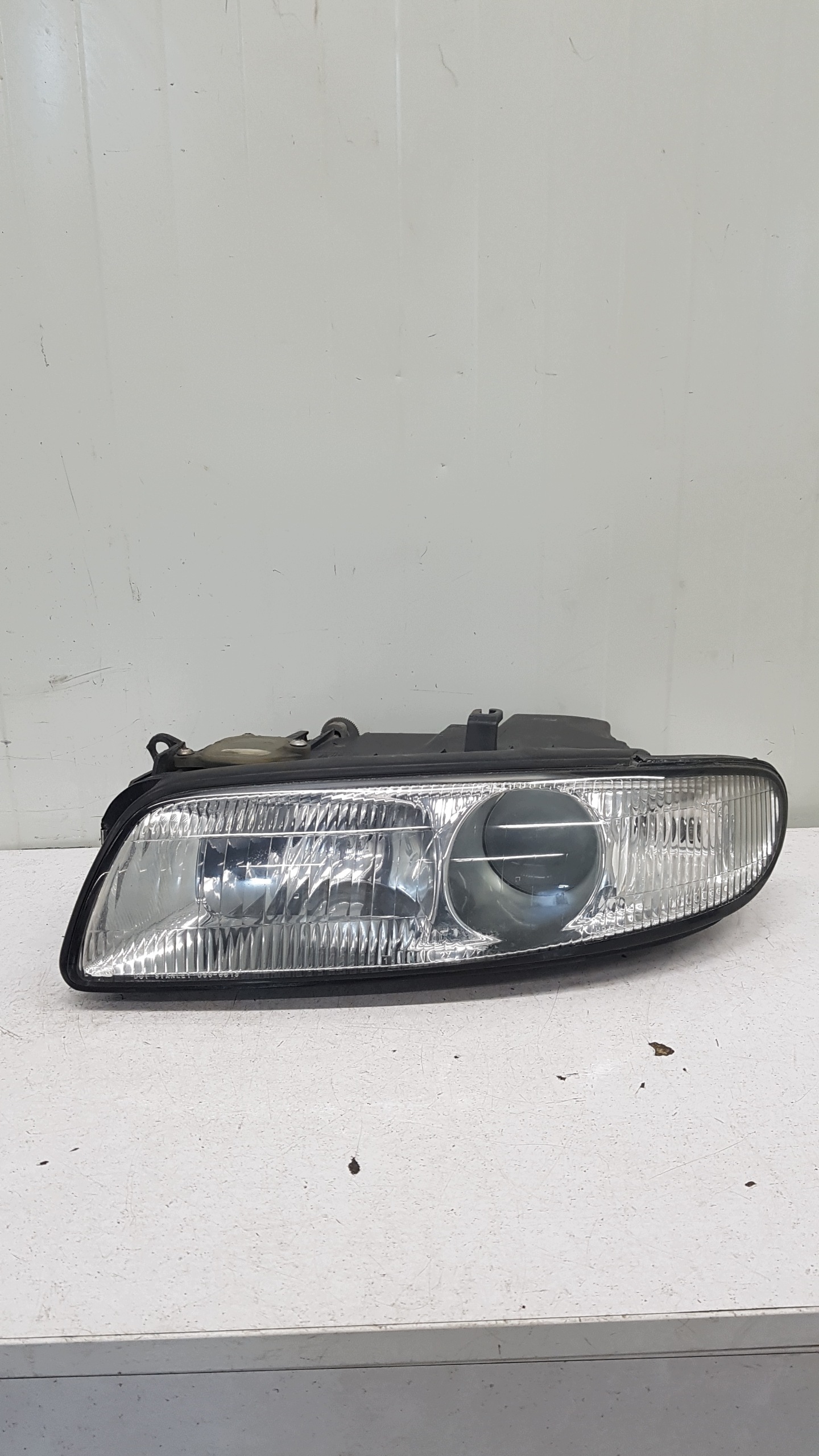 light left front MAZDA MILLENIA S