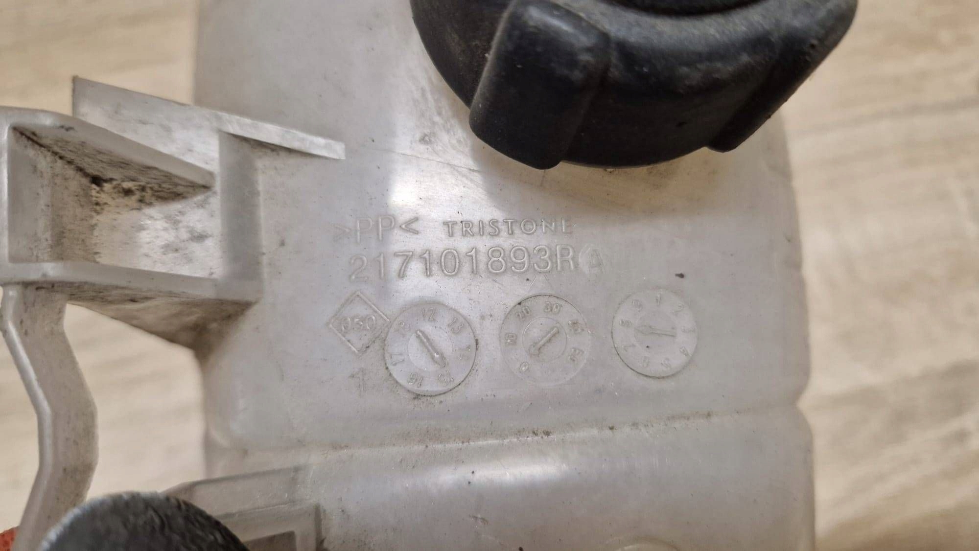 Réservoir eau Renault Trafic III (X82) 2014 217101893R