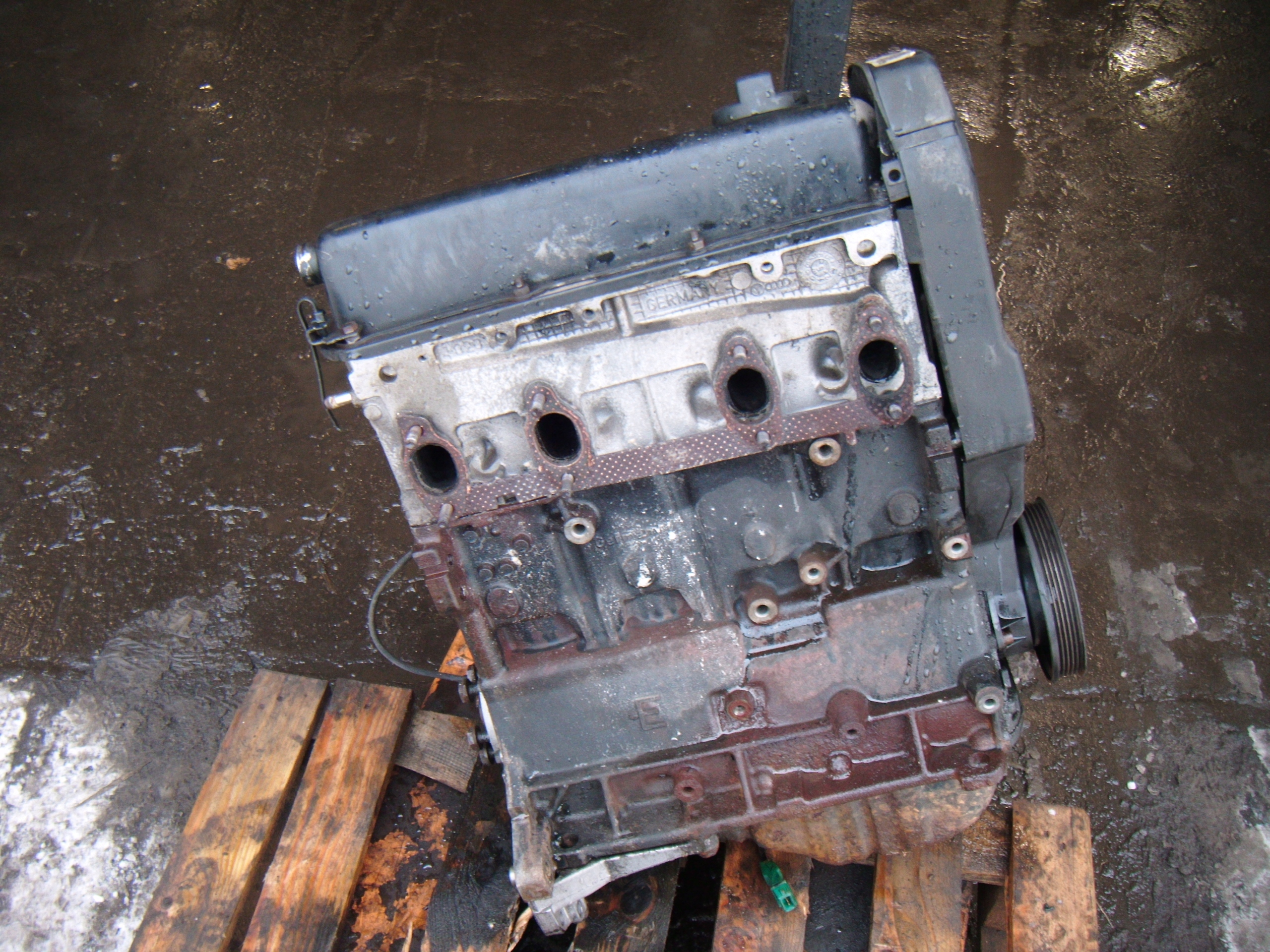 AUDI A4 B5 1.6 B 94-01 SILNIK ADP 101KM