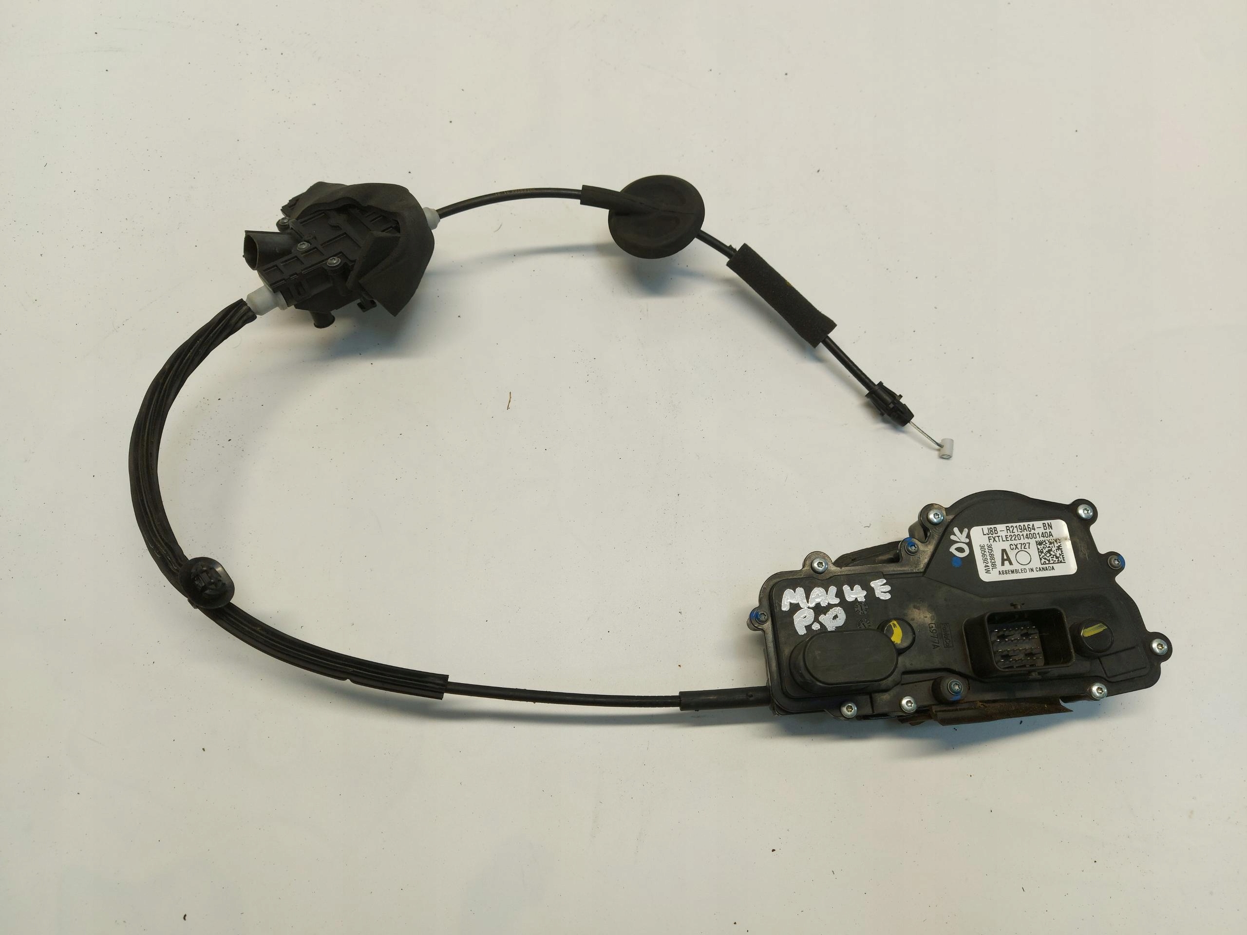 FORD Mustang MACH-E lock door front right LJ8B-R219A64-BN