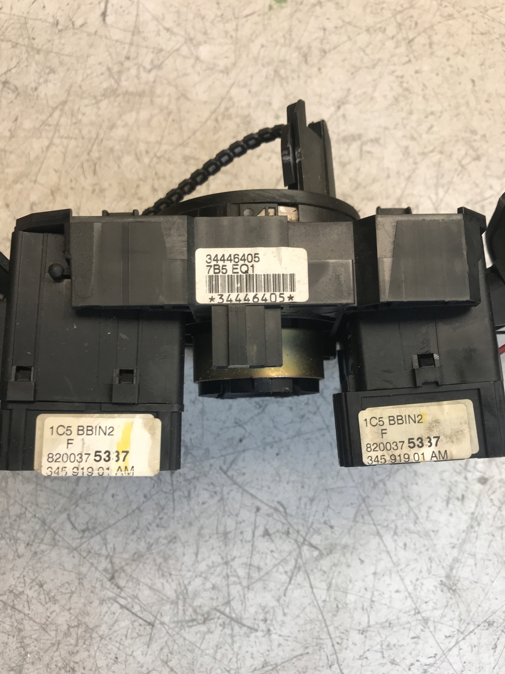 steering wheel levers and controls ring ZWIJAK DACIA LOGAN