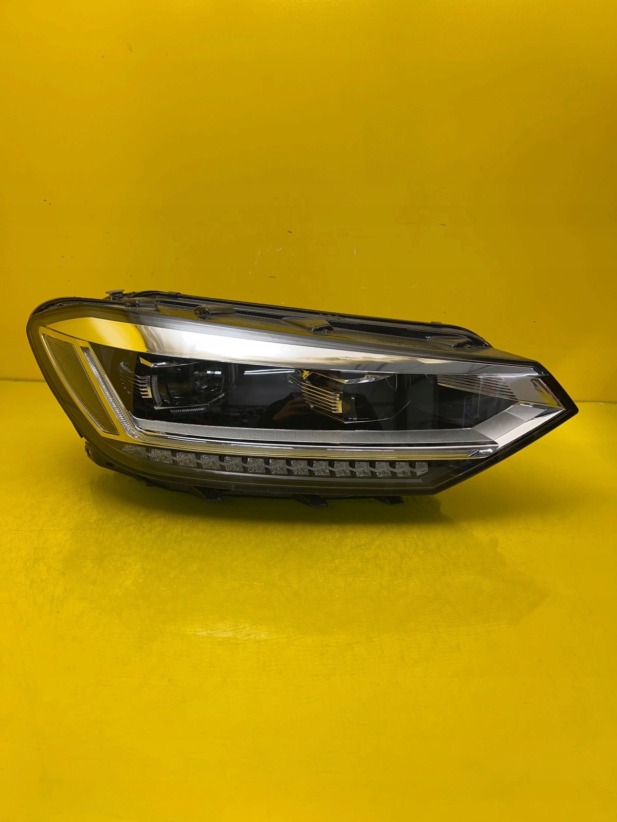 light right front VW Touran III Full Led 5TB941082D