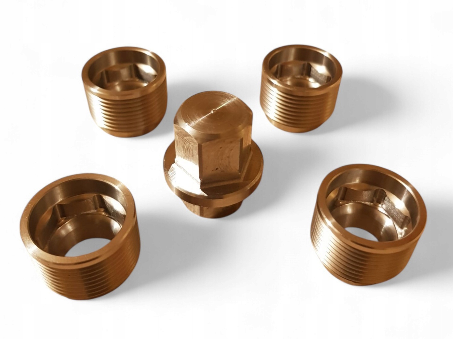 Gniazda wtryskiwacza 063133555 Krótki wtryskiwacz za 330.00PLN z