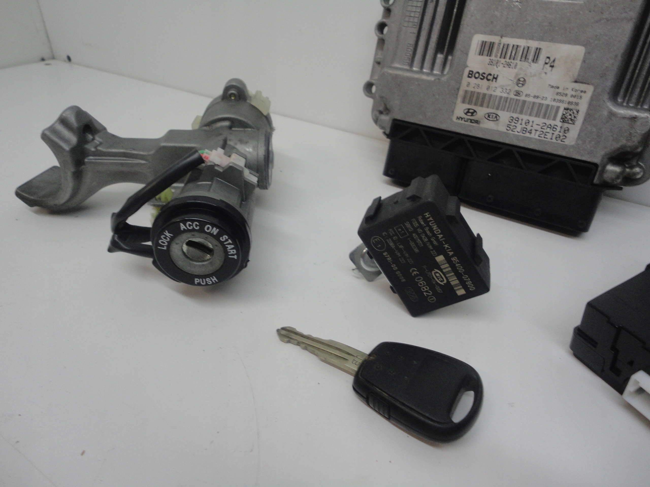 KIA RIO II 1.5CRDI 39101-2A610 computer running board STARTOWY 2005